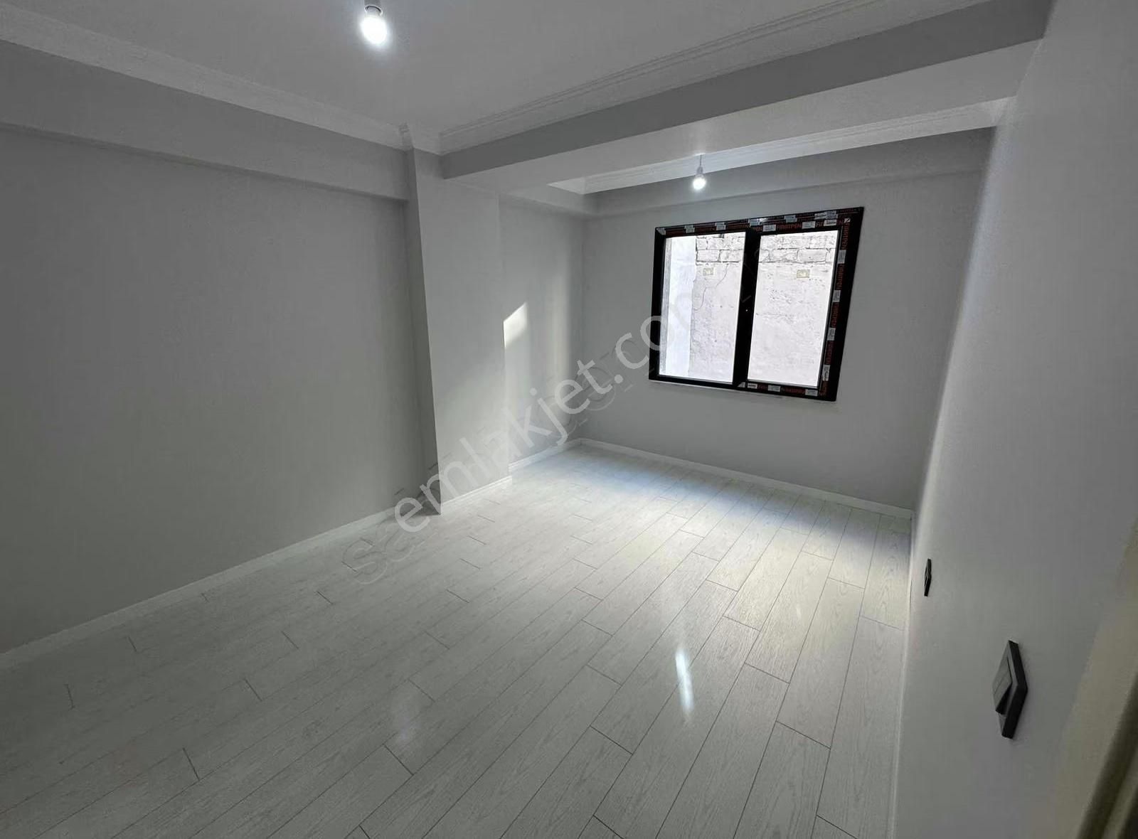 Özer Emlakdan Satılık Ögrenciler Skda 2+1 Daire Sıfır Otoparklı - Görsel 20