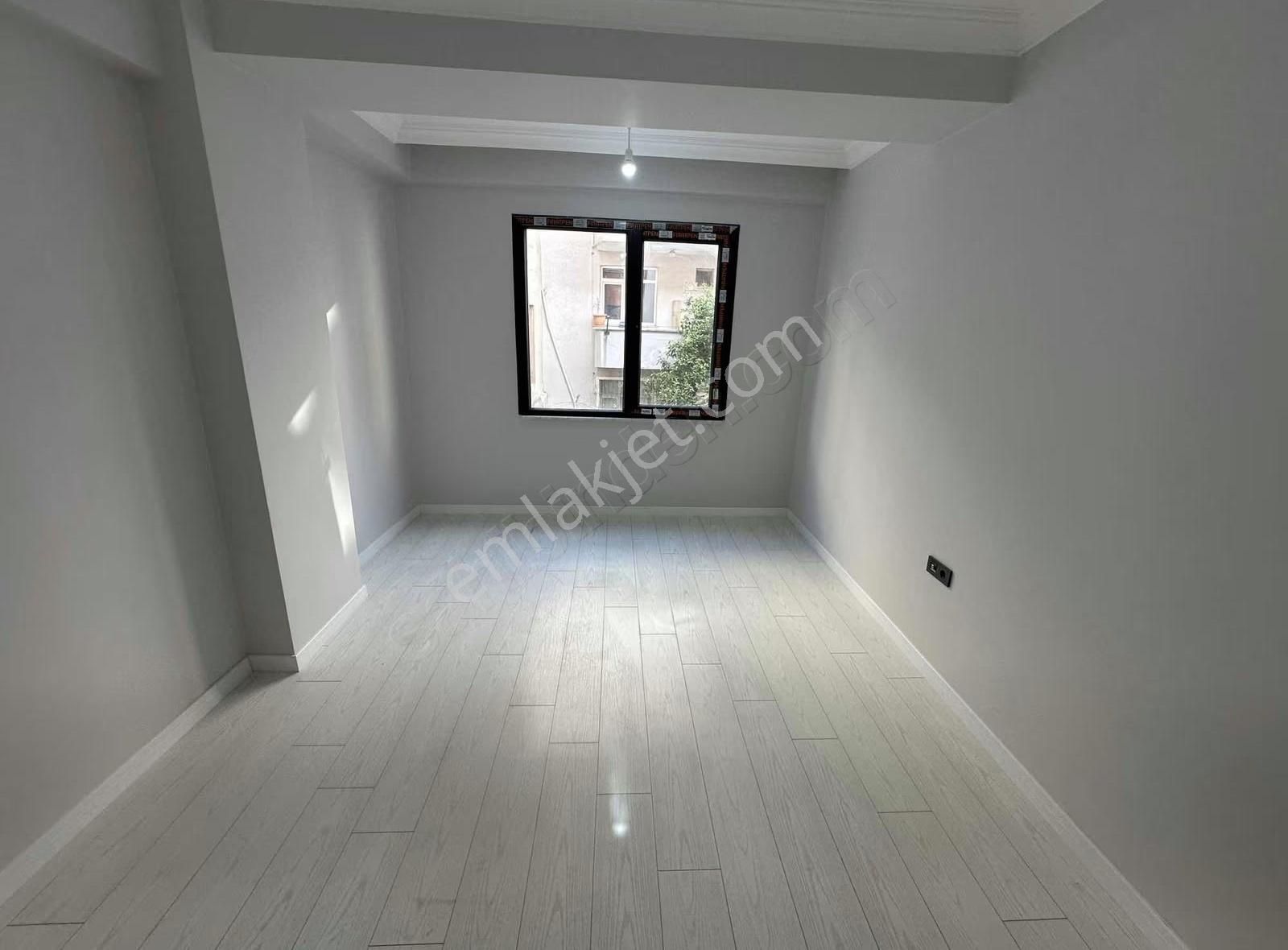 Özer Emlakdan Satılık Ögrenciler Skda 2+1 Daire Sıfır Otoparklı - Görsel 7