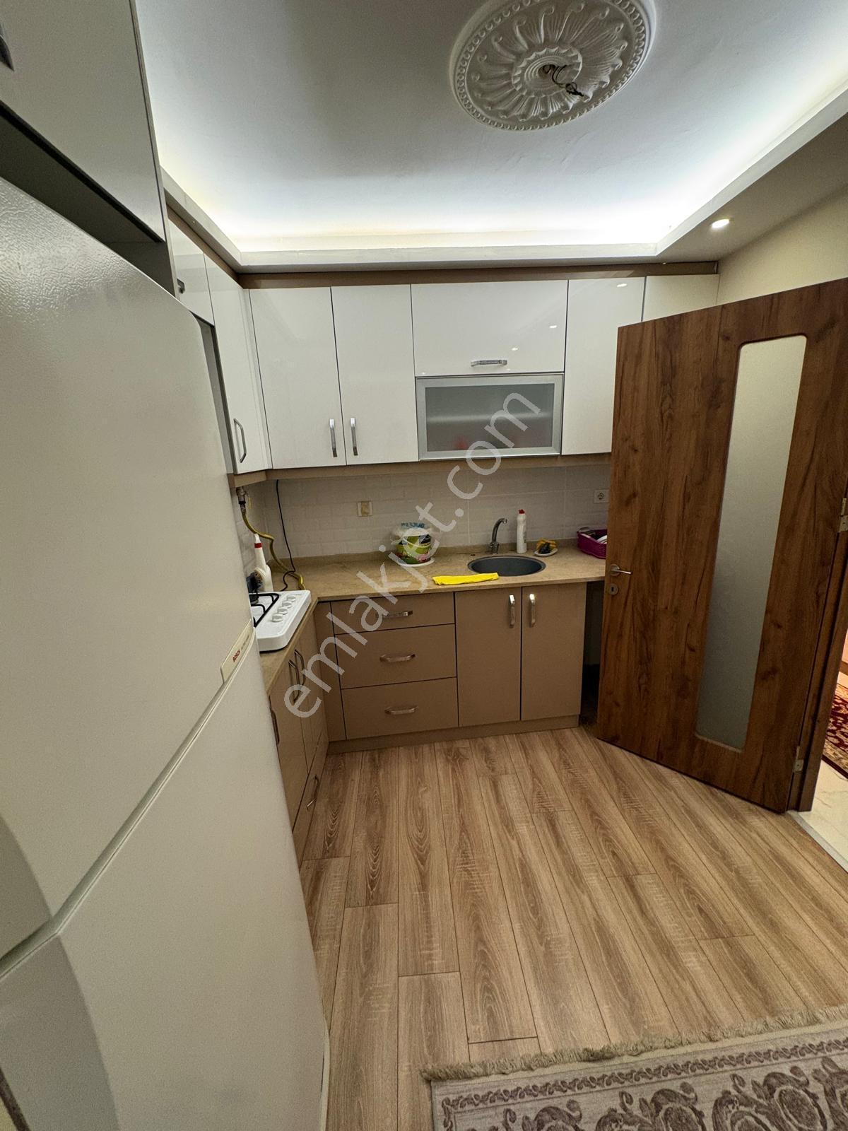 Turpa'dan Hastaneye Yakın | Vatan Mah. Eşyalı Kiralık 2+1 - Görsel 15