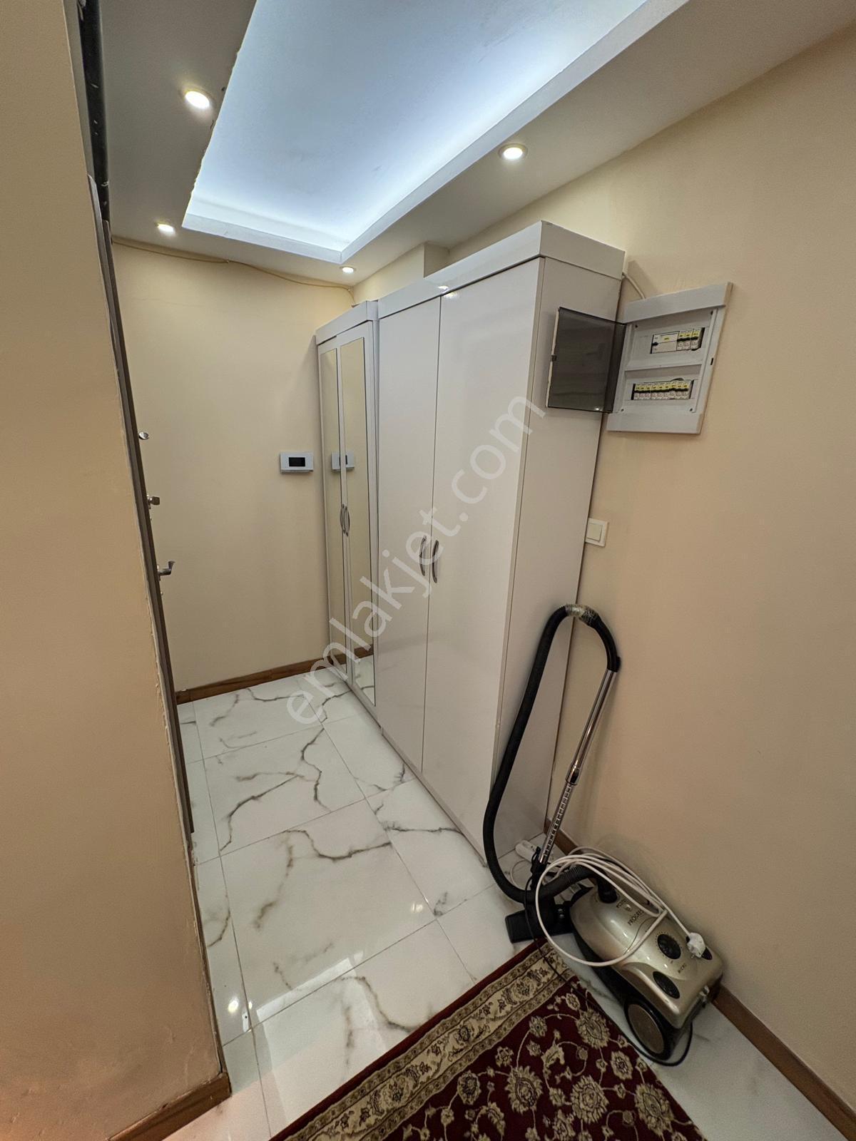 Turpa'dan Hastaneye Yakın | Vatan Mah. Eşyalı Kiralık 2+1 - Görsel 3