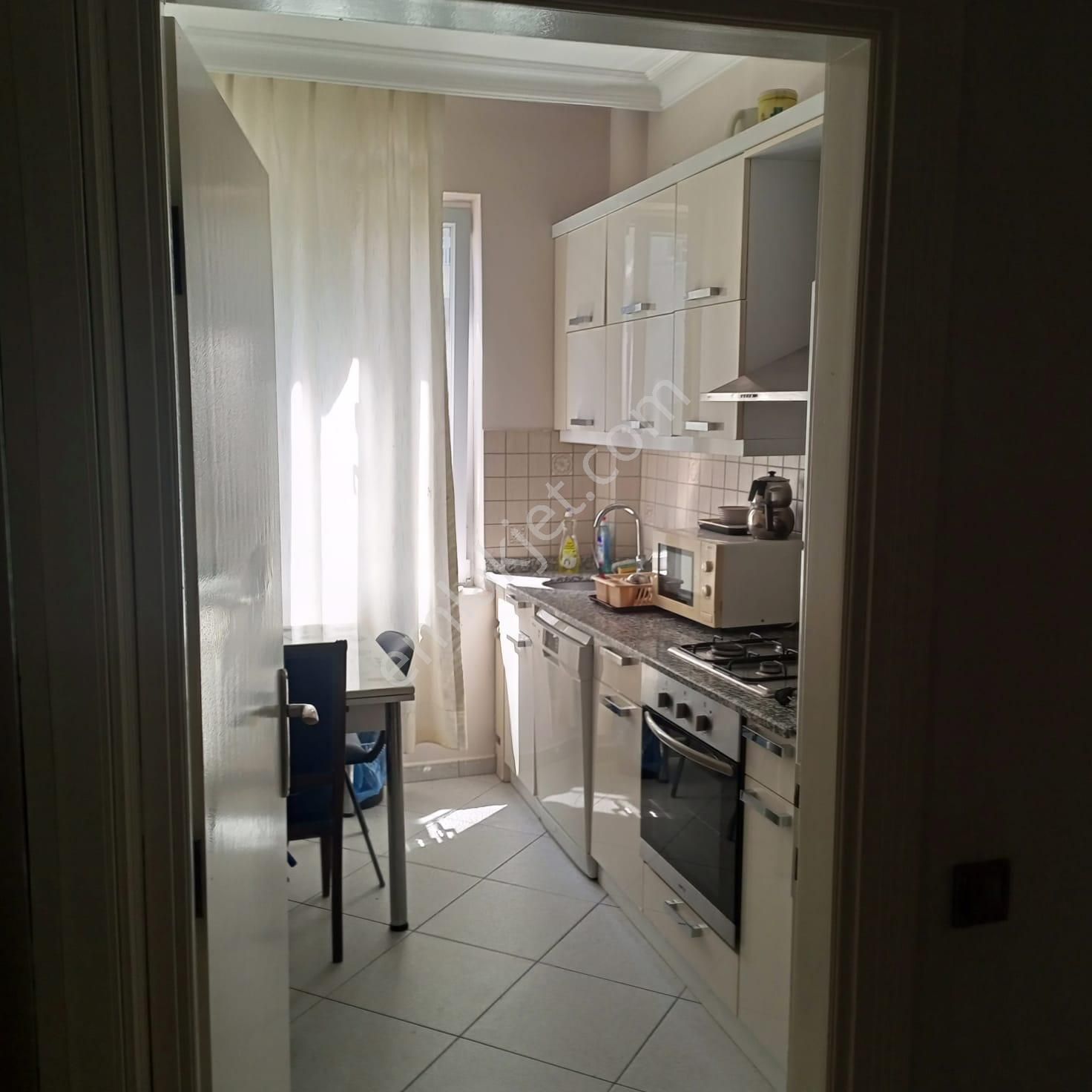 Antalya Bahçelievler'de Kiralık, Tam Donanımlı 4+1 Daire - Görsel 2