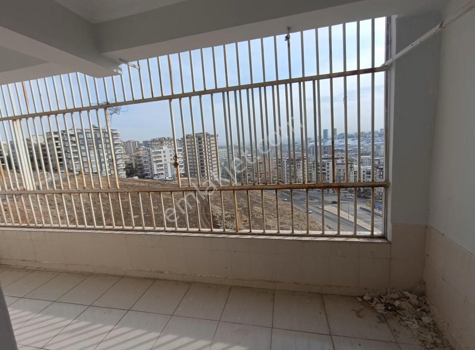 Doğukent 2 35 Cadde 3+1 Ara Kat Bakımlı Kiralık Daire. - Görsel 6