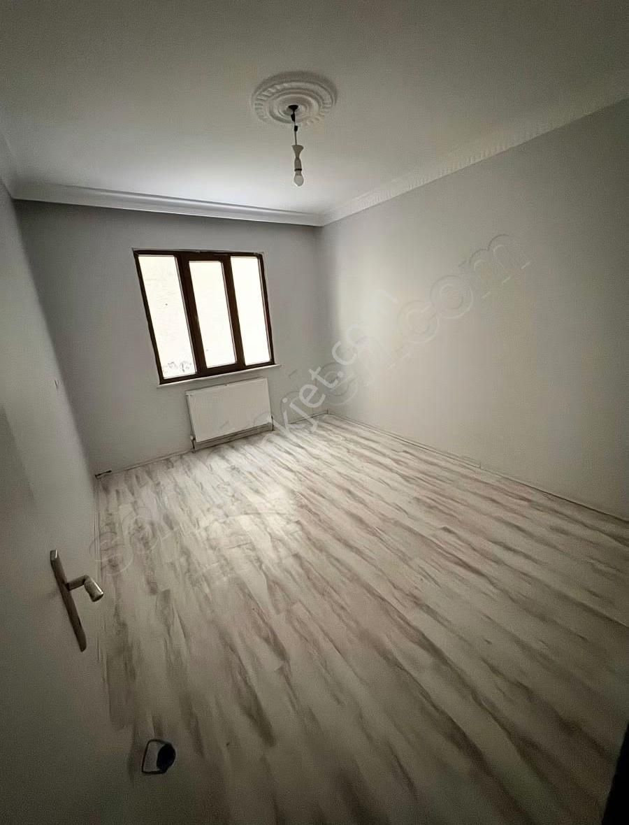 Esentepe Mh 5 Yaşında 2+1 1. Kat Krediye Uygun Asansörlü - Görsel 3