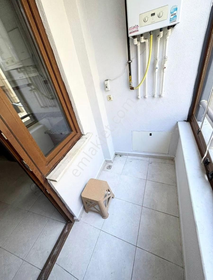 Esentepe Mh 5 Yaşında 2+1 1. Kat Krediye Uygun Asansörlü - Görsel 2