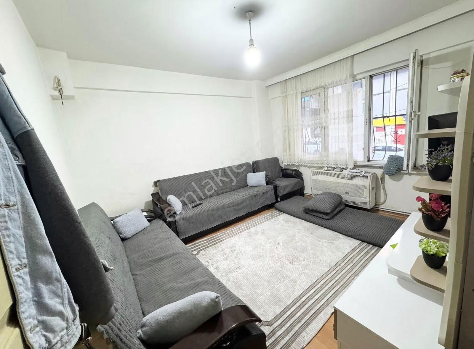 Gazi Mah Kıbrıs Caddesi Üzeri Hisseli Yüksek Giriş 2+1 85m² - Görsel 3