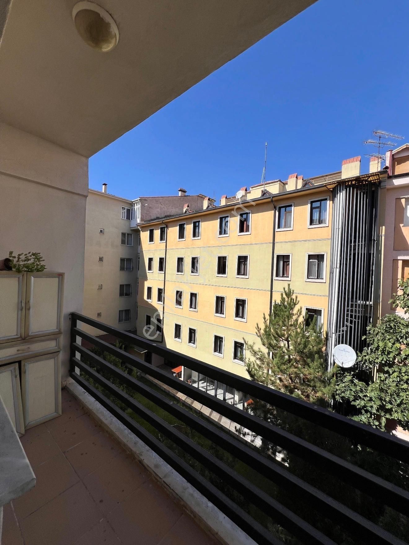 Akademi'den Espark Yakını Ara Kat Çift Balkonlu Geniş 3+1 - Görsel 27