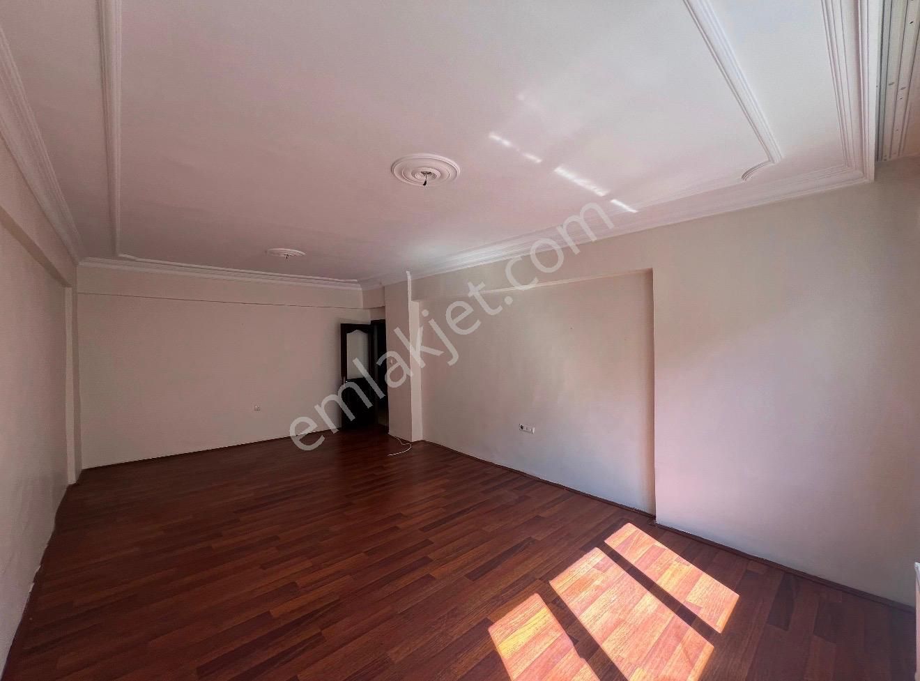 Akademi'den Espark Yakını Ara Kat Çift Balkonlu Geniş 3+1 - Görsel 2