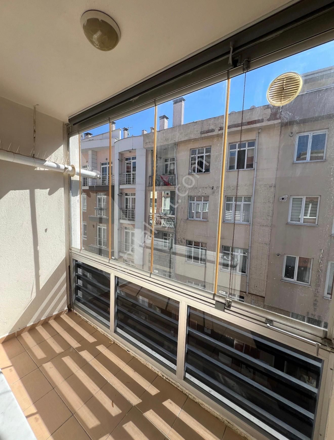 Akademi'den Espark Yakını Ara Kat Çift Balkonlu Geniş 3+1 - Görsel 10