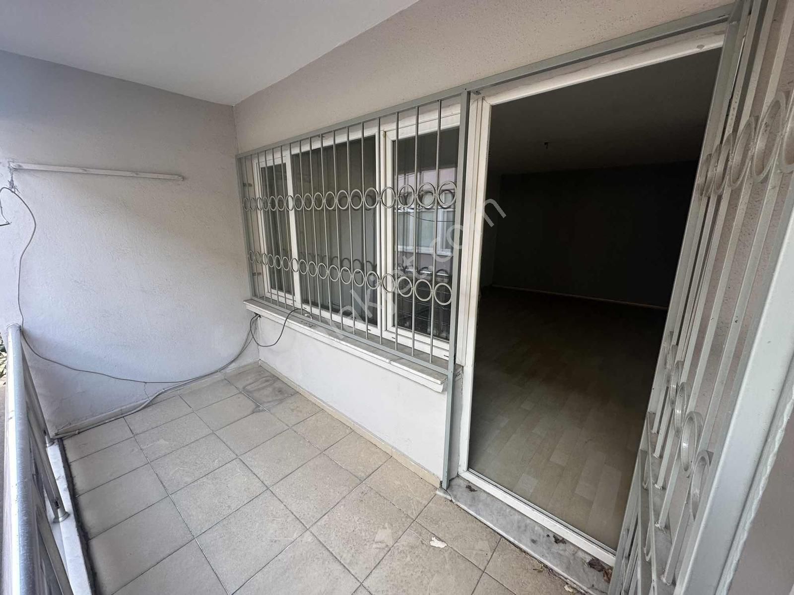 Merkezi Lokasyonda Kiralık 2+1 Kapalı Mutfak Çift Cephe Daire - Görsel 21