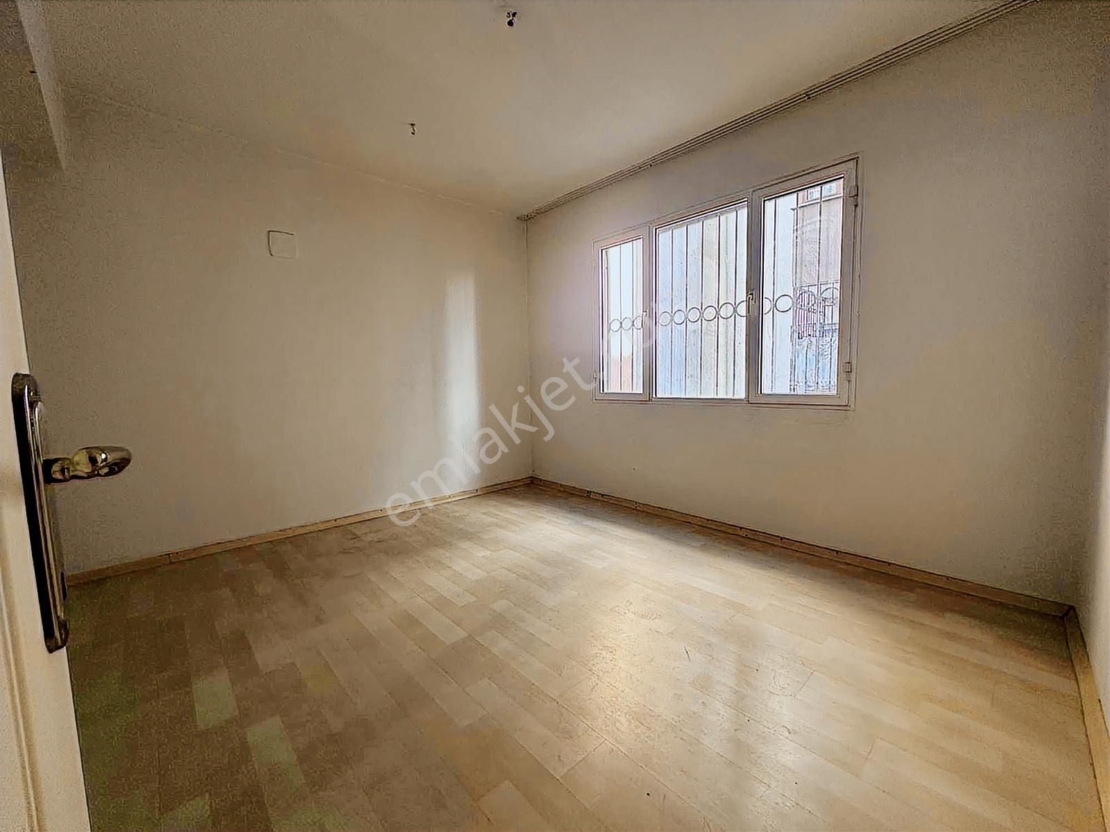 Merkezi Lokasyonda Kiralık 2+1 Kapalı Mutfak Çift Cephe Daire - Görsel 19