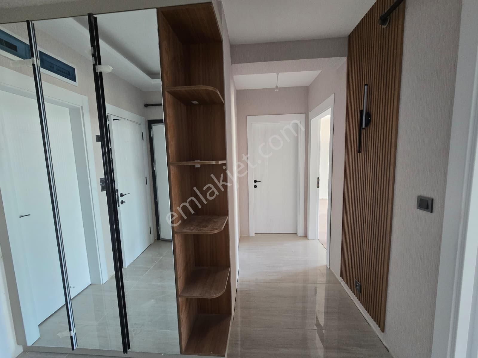Aktel Gayrimenkulden Kahramanlar Caddesinde Satılık 3+1 Daire - Görsel 23