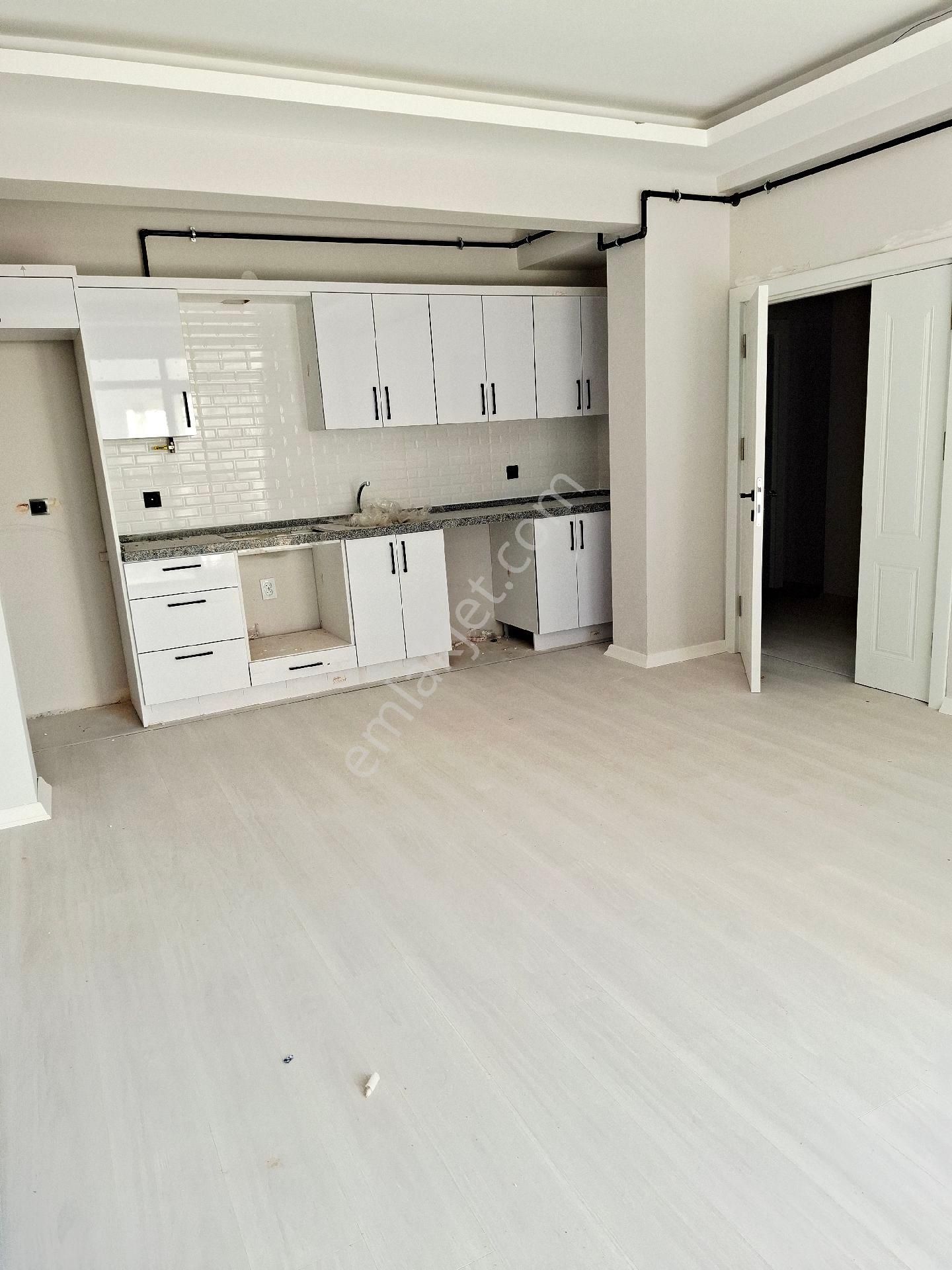 Körfez Yüksek Giriş 2+1