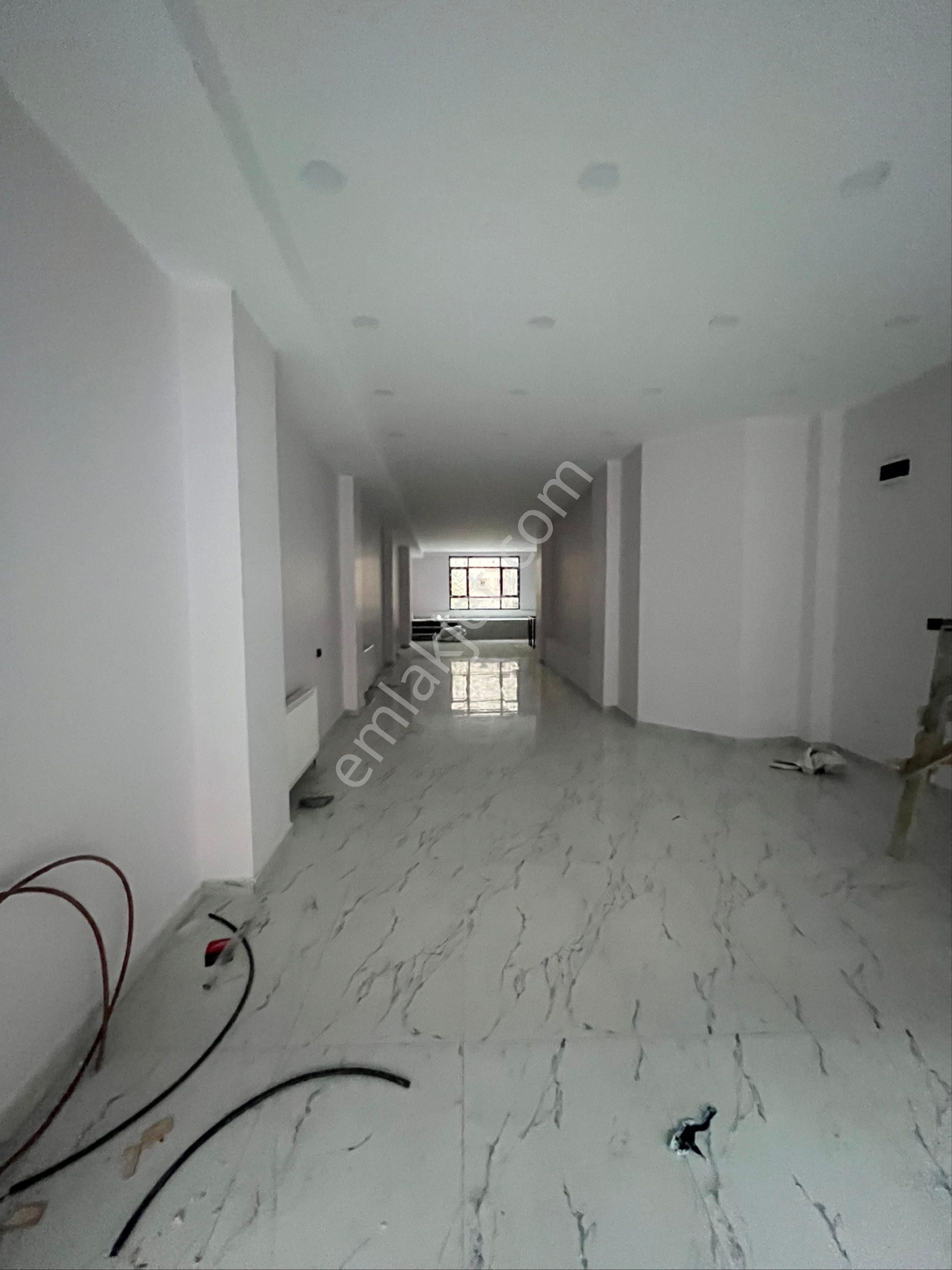 Mutlu Gayrimenkulden Kiralık Dükkan - Görsel 4