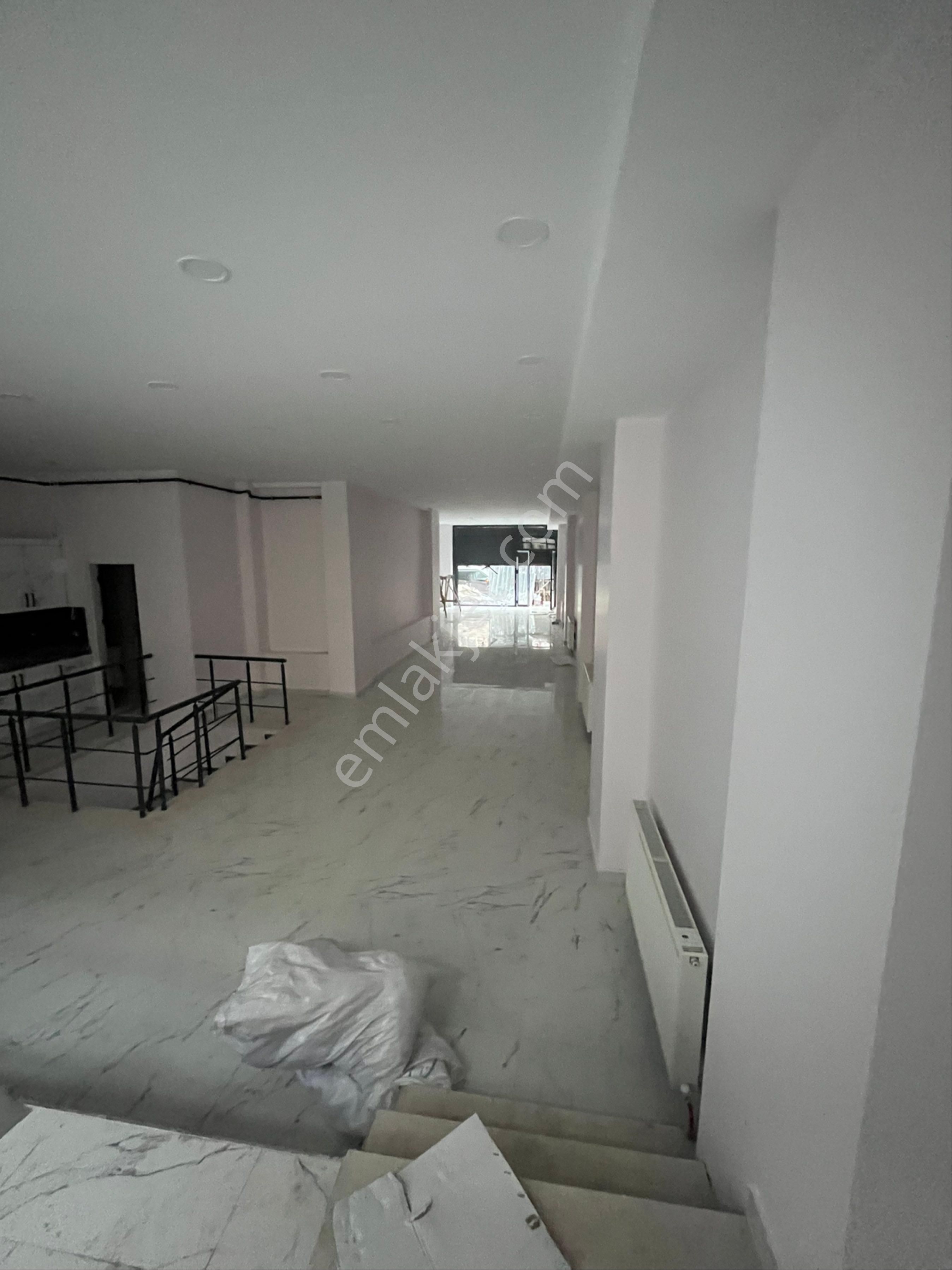 Mutlu Gayrimenkulden Kiralık Dükkan - Görsel 8