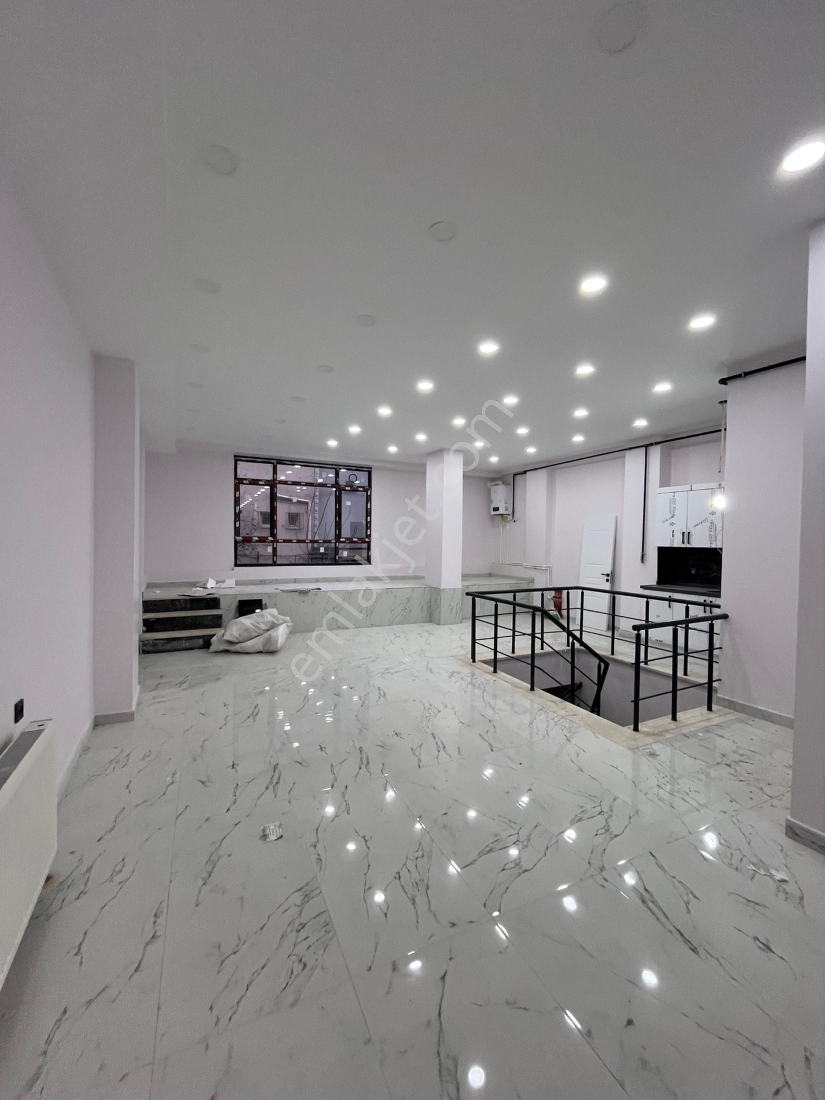 Mutlu Gayrimenkulden Kiralık Dükkan - Görsel 14