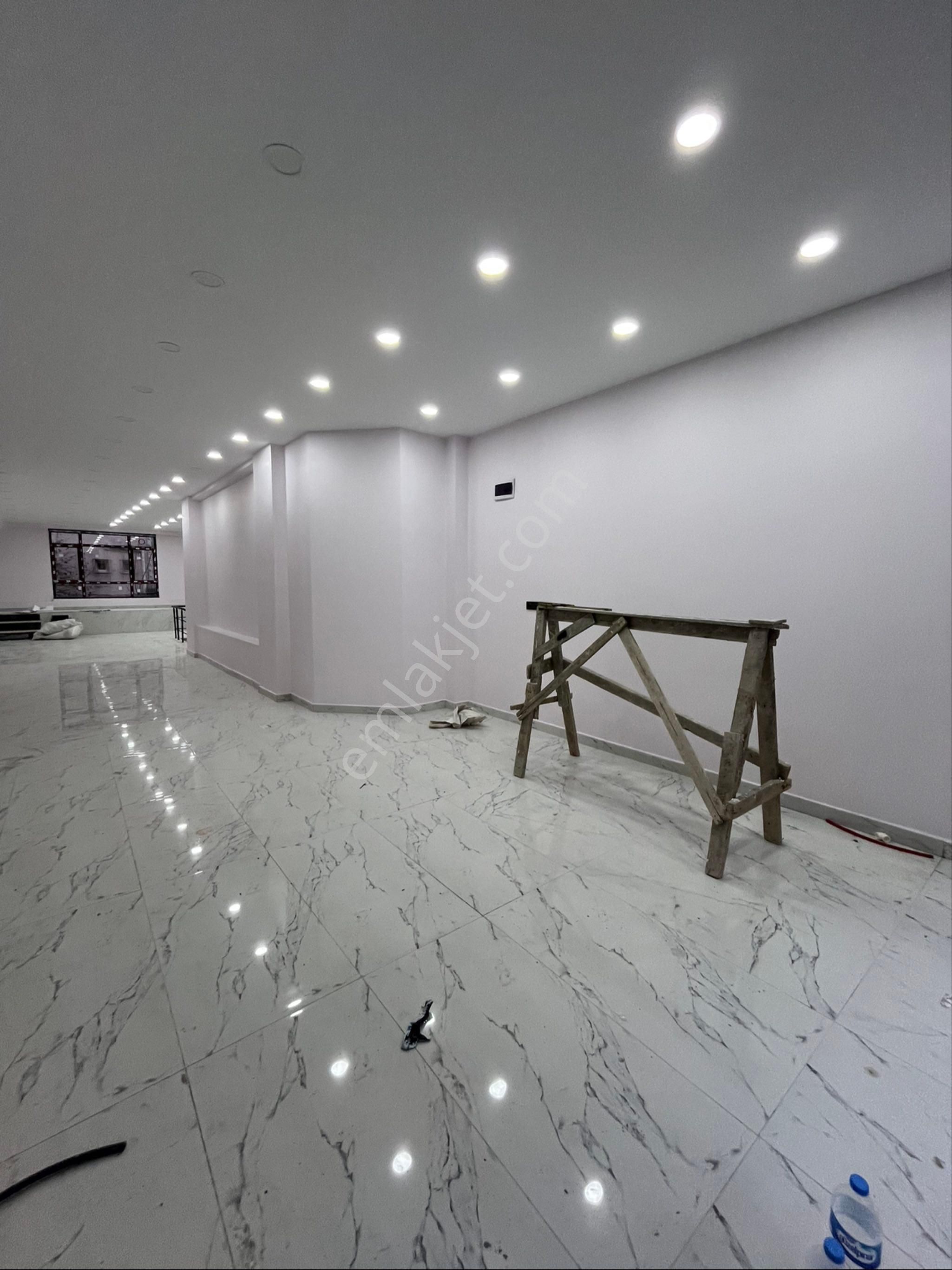 Mutlu Gayrimenkulden Kiralık Dükkan - Görsel 12