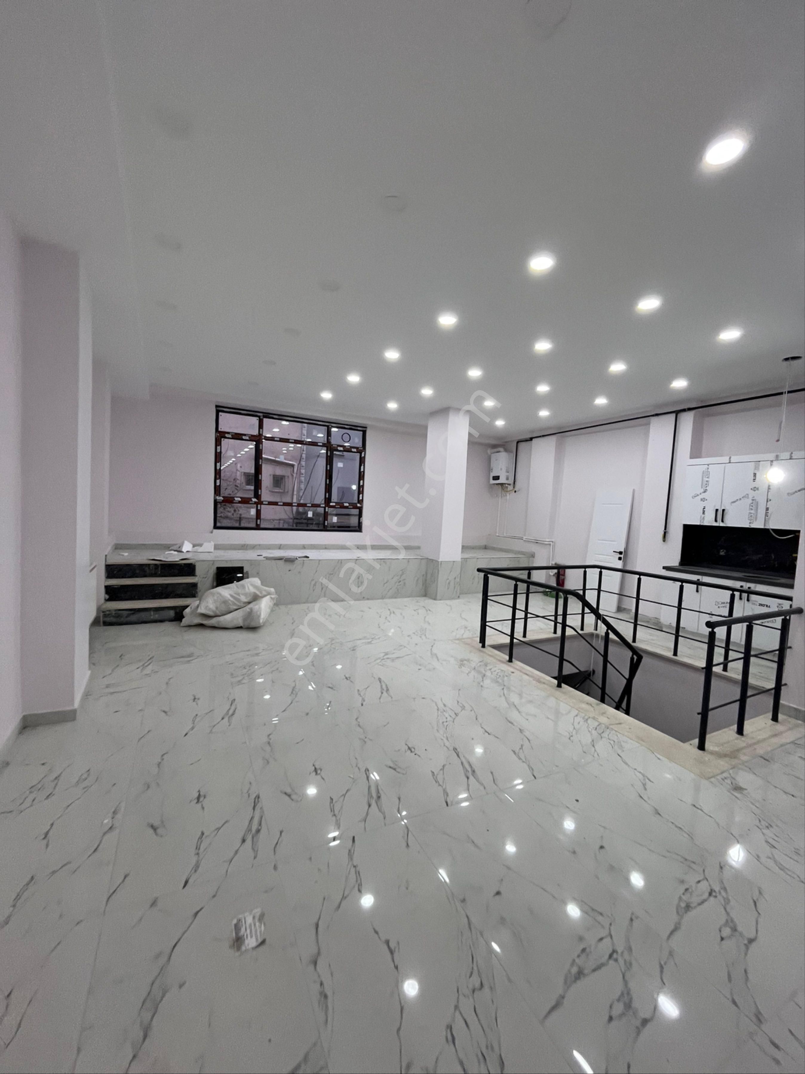 Mutlu Gayrimenkulden Kiralık Dükkan - Görsel 13