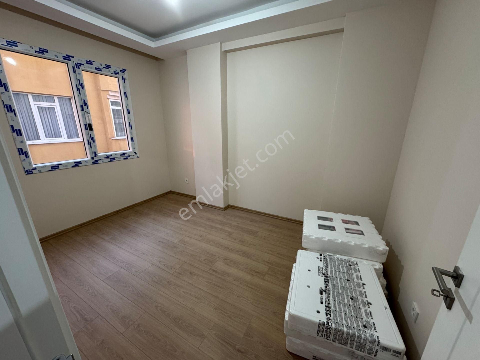 Ataşehir, İnönü Mh.19 Mayıs Cd Üzeri Metroya, Marketlere, 7tepe Üni'ye Yakın 1+1 - Görsel 10