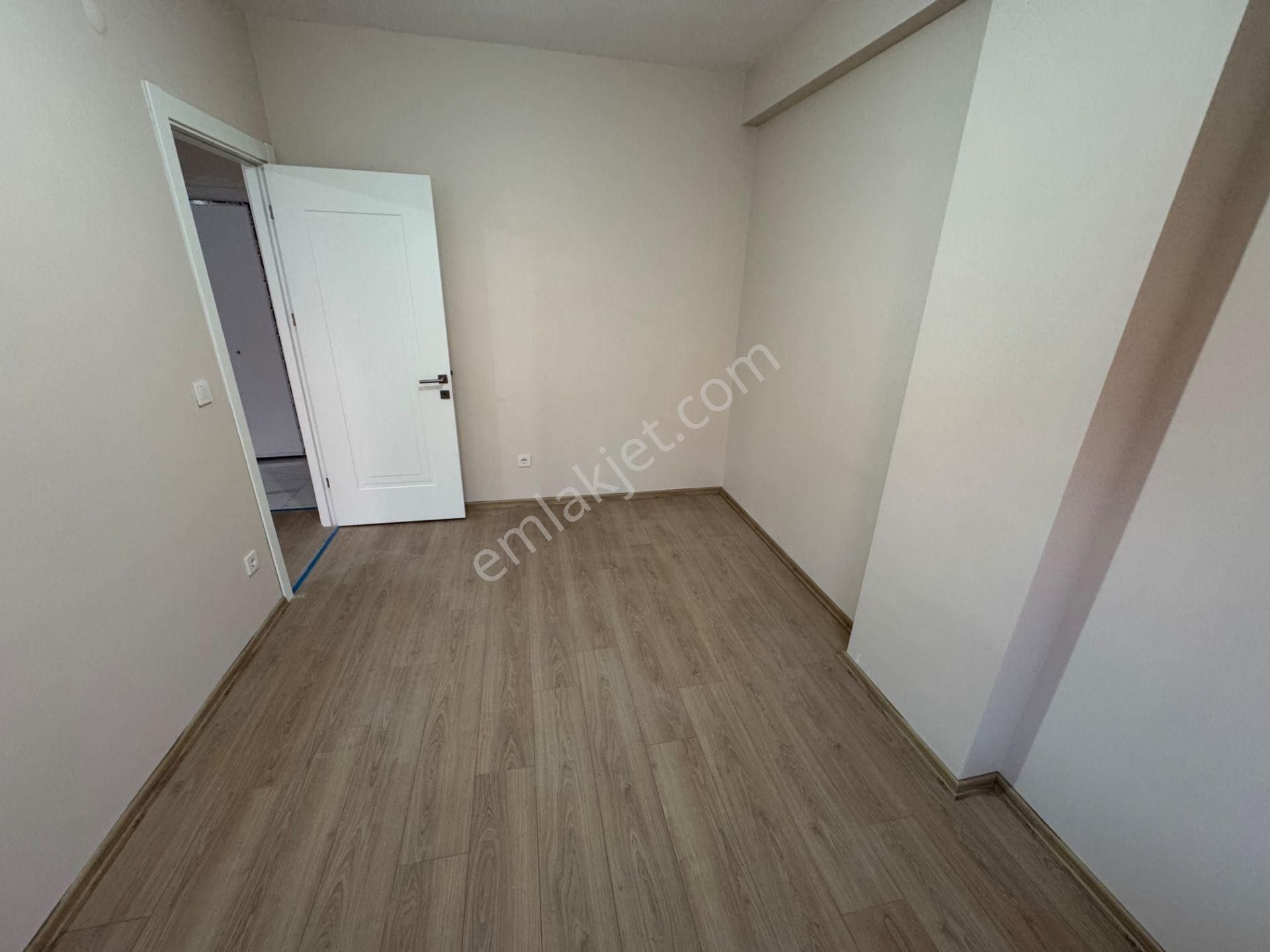 Ataşehir, İnönü Mh.19 Mayıs Cd Üzeri Metroya, Marketlere, 7tepe Üni'ye Yakın 1+1 - Görsel 34