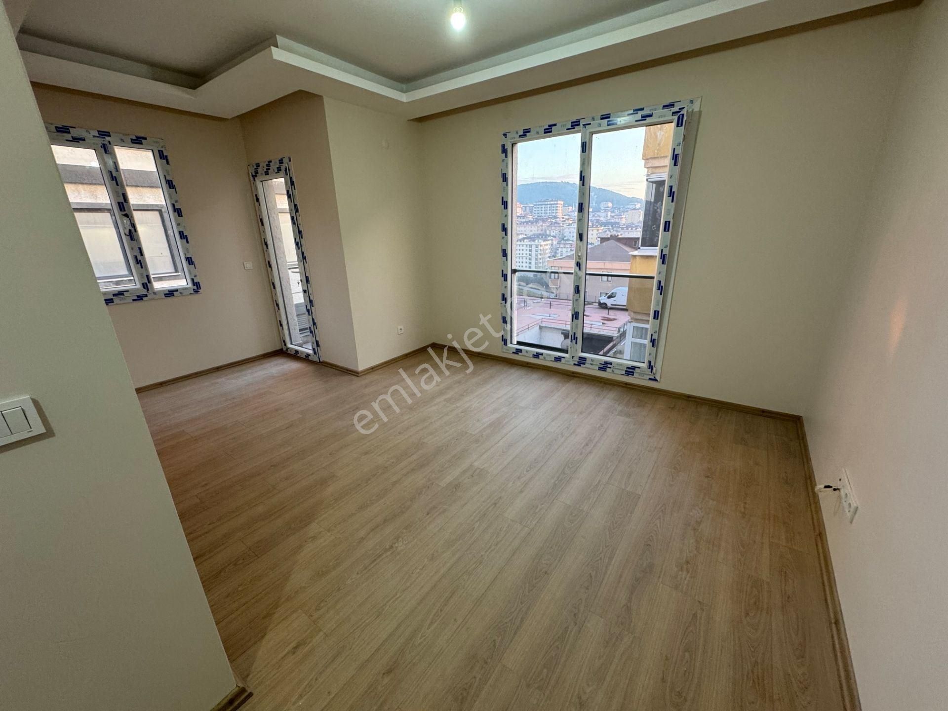 Ataşehir, İnönü Mh.19 Mayıs Cd Üzeri Metroya, Marketlere, 7tepe Üni'ye Yakın 1+1 - Görsel 31