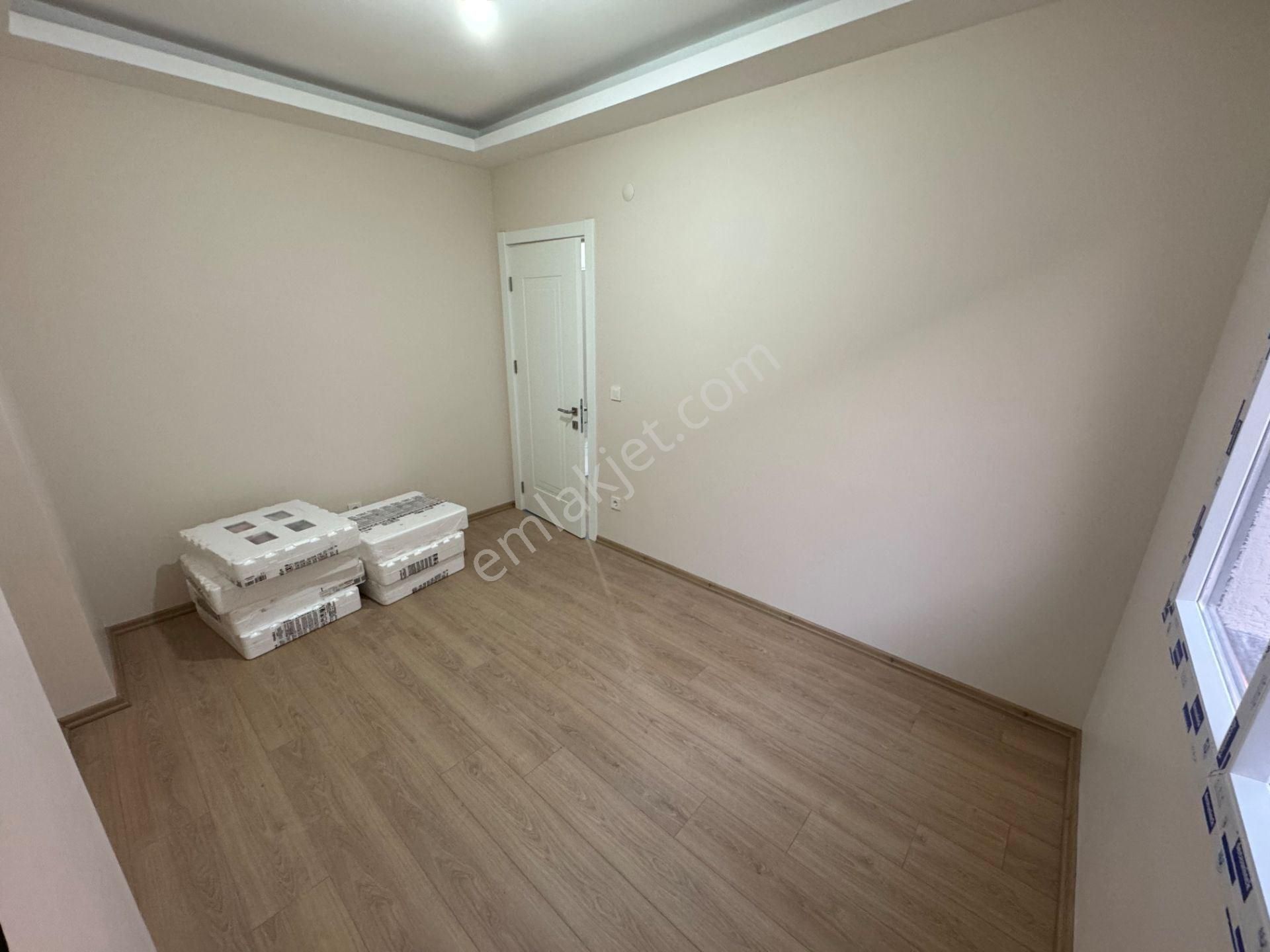Ataşehir, İnönü Mh.19 Mayıs Cd Üzeri Metroya, Marketlere, 7tepe Üni'ye Yakın 1+1 - Görsel 5