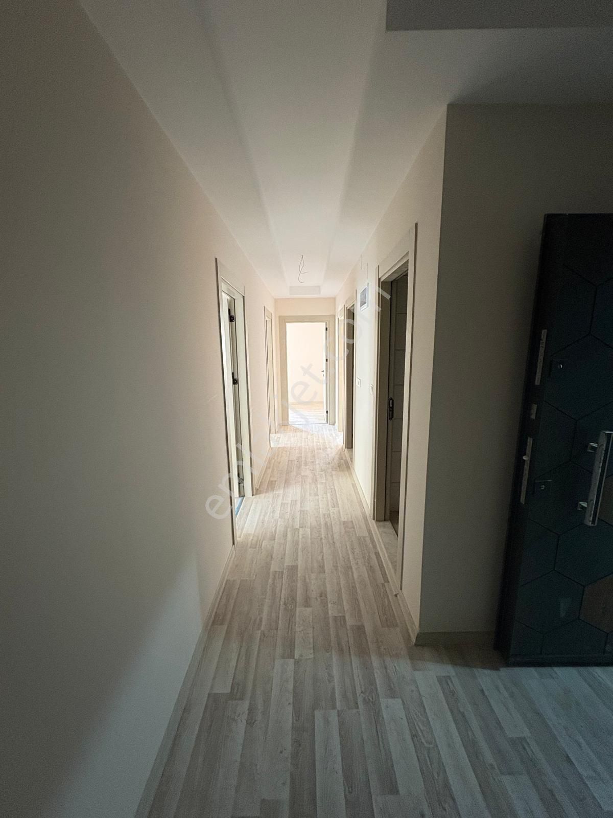 Thor'dan Tarsus Atatürk Mahallesinde Doğalgazlı 3+1kiralık Daire - Görsel 12