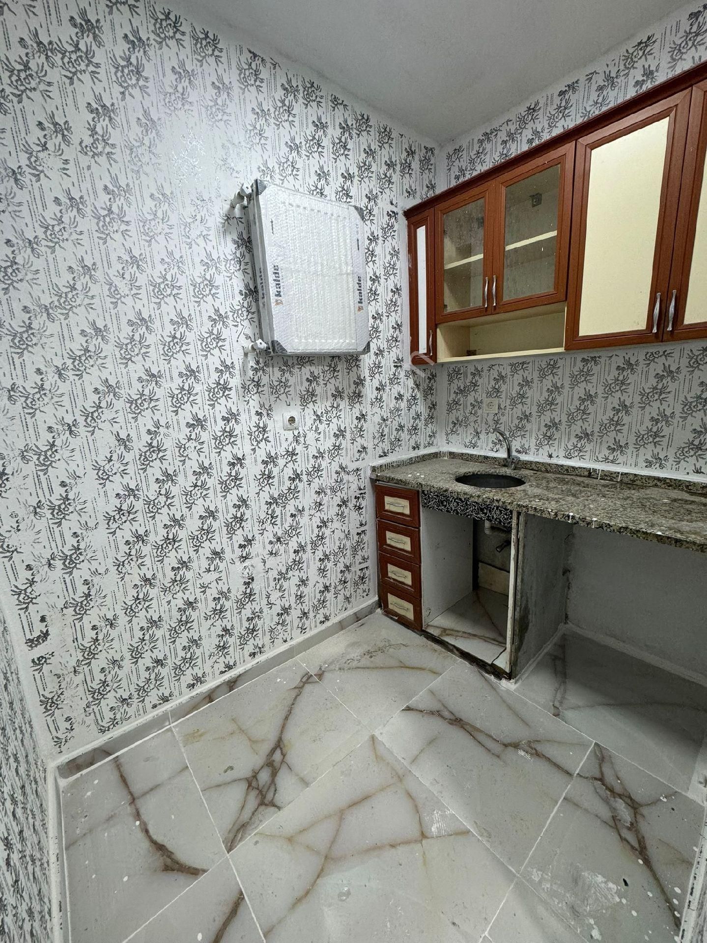 Bilge Emlaktan Güneşde Satlık 2+0 Daire