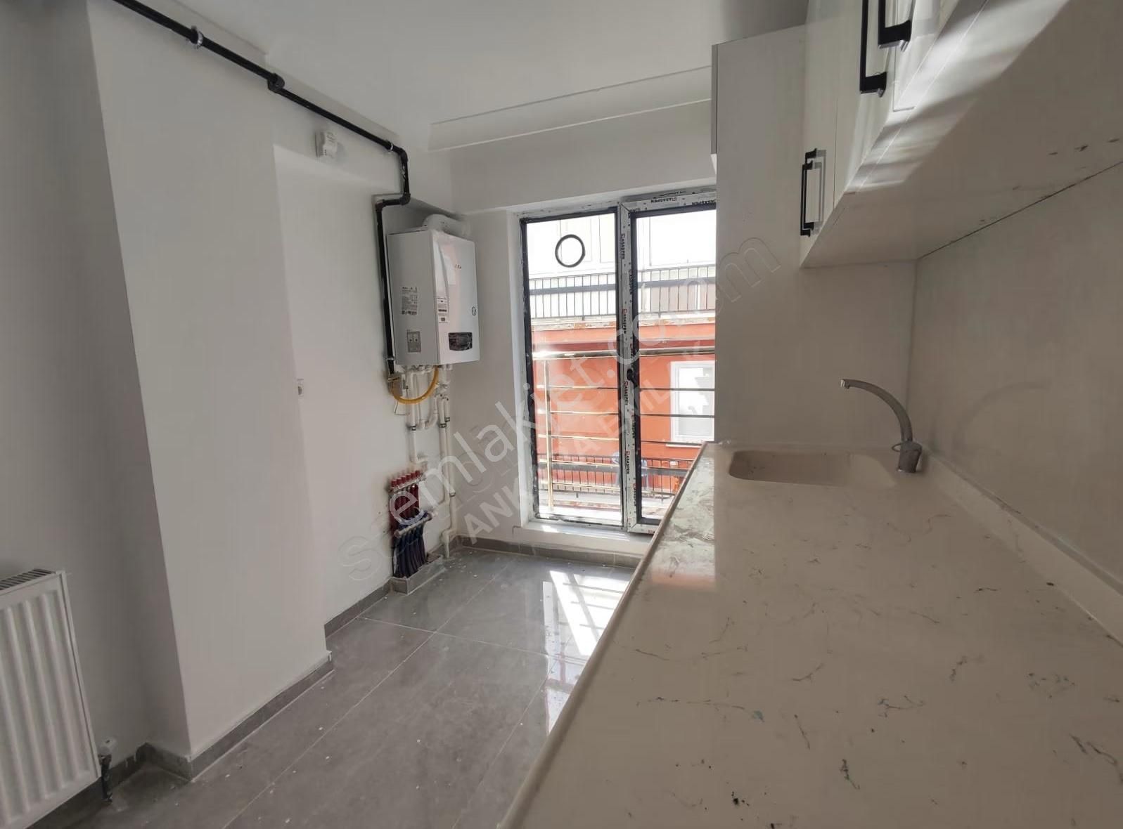 Esat Hacıyolu 1+1 Yeni Bina Yüksek Giriş Bağımsız Mutfak Satılık - Görsel 5