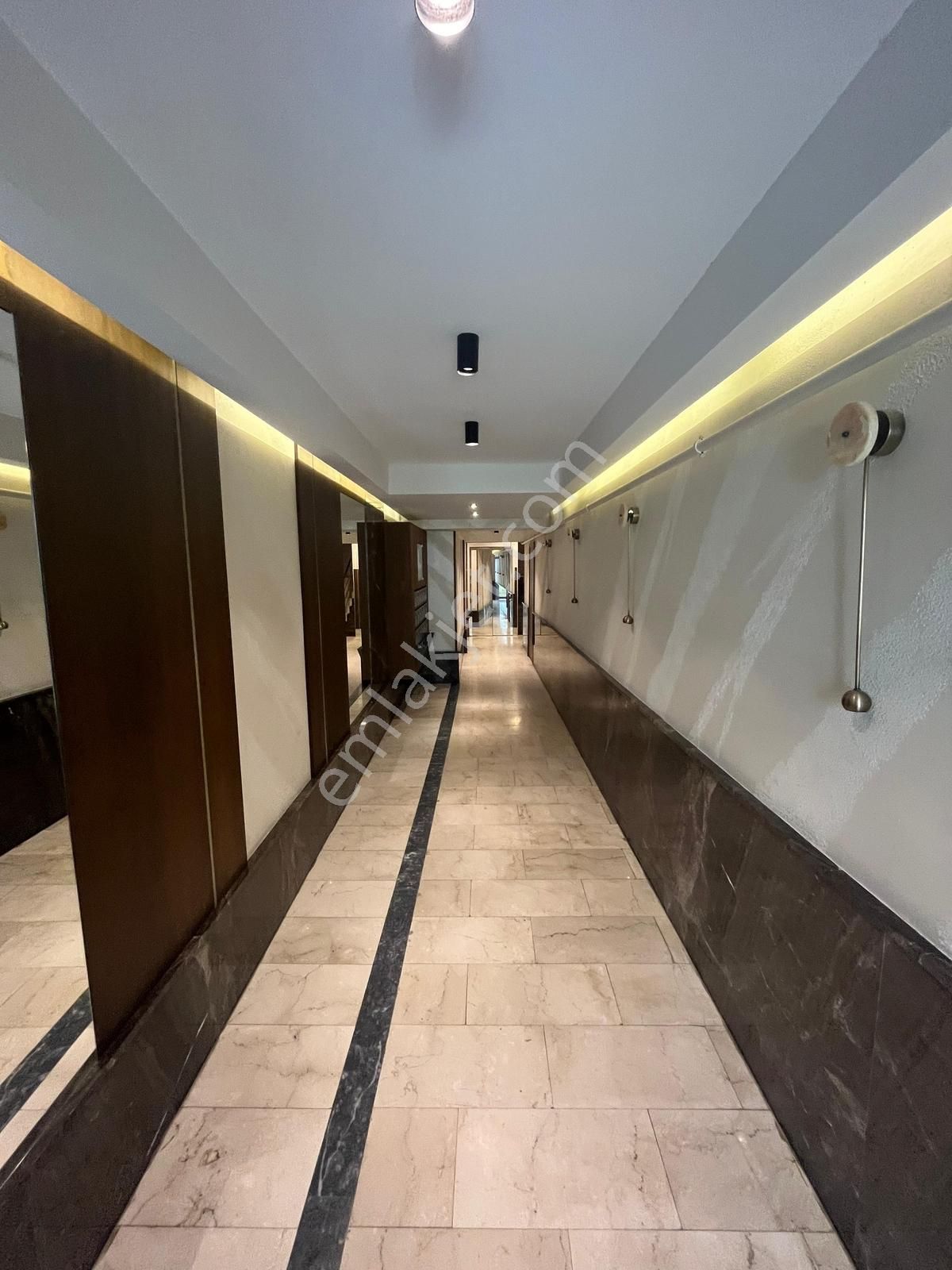 Çiçekpark Sitesi'ndeotoparklı,havuzlu,7/24 Güvenlikli Lüks Daire - Görsel 34