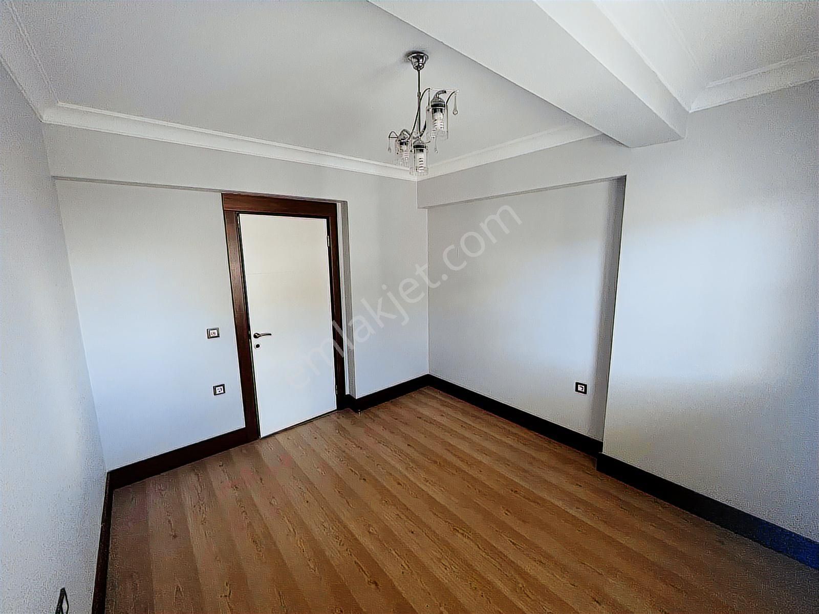 Çiçekpark Sitesi'ndeotoparklı,havuzlu,7/24 Güvenlikli Lüks Daire - Görsel 29