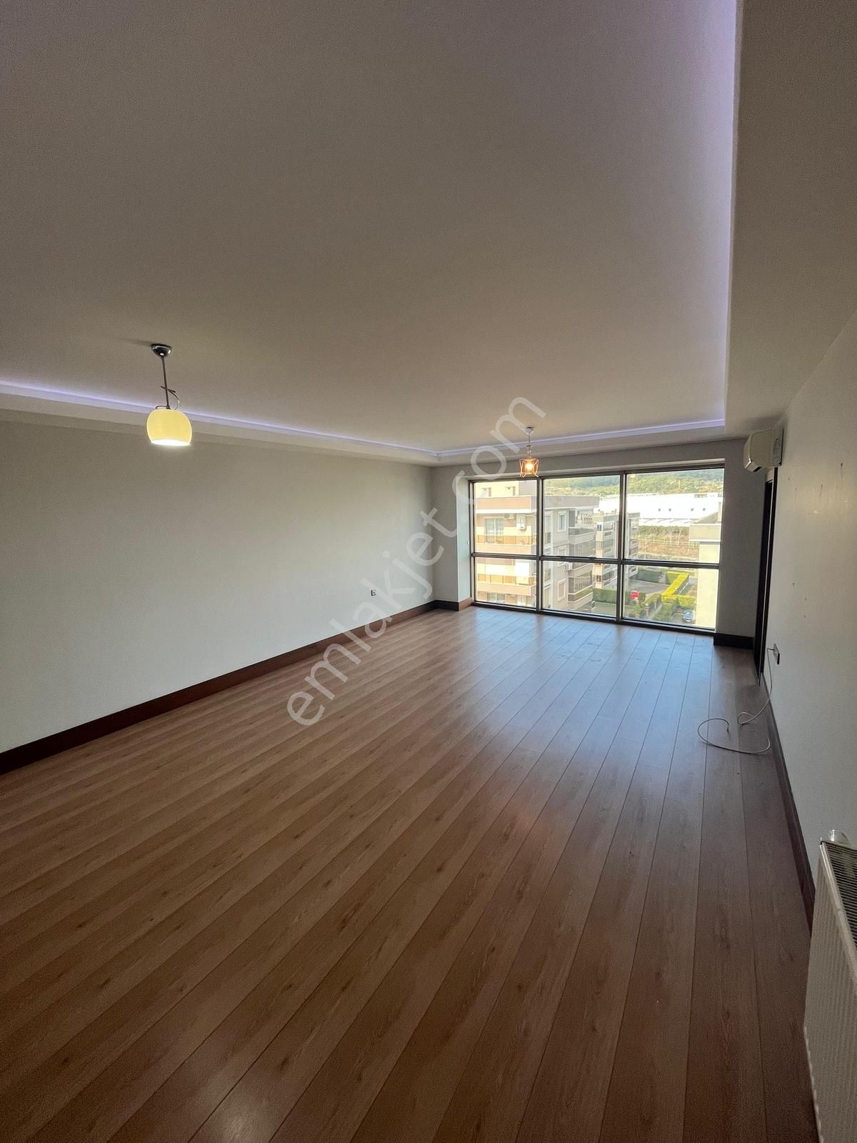 Çiçekpark Sitesi'ndeotoparklı,havuzlu,7/24 Güvenlikli Lüks Daire - Görsel 7