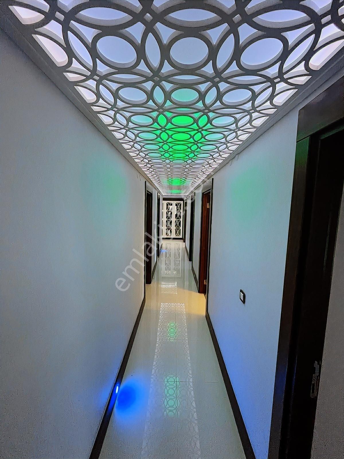 Çiçekpark Sitesi'ndeotoparklı,havuzlu,7/24 Güvenlikli Lüks Daire - Görsel 22