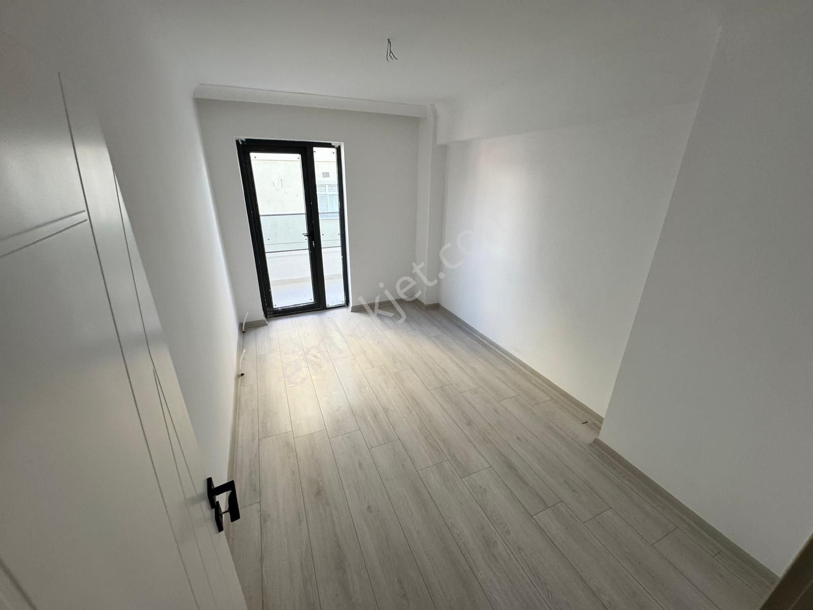 Hayal ! Den Pınarbaşı Mh'de Sıfır Binada E. Banyolu Katta Ful Yapılı 3+1 Cam Balkonlu Daire ! - Görsel 17