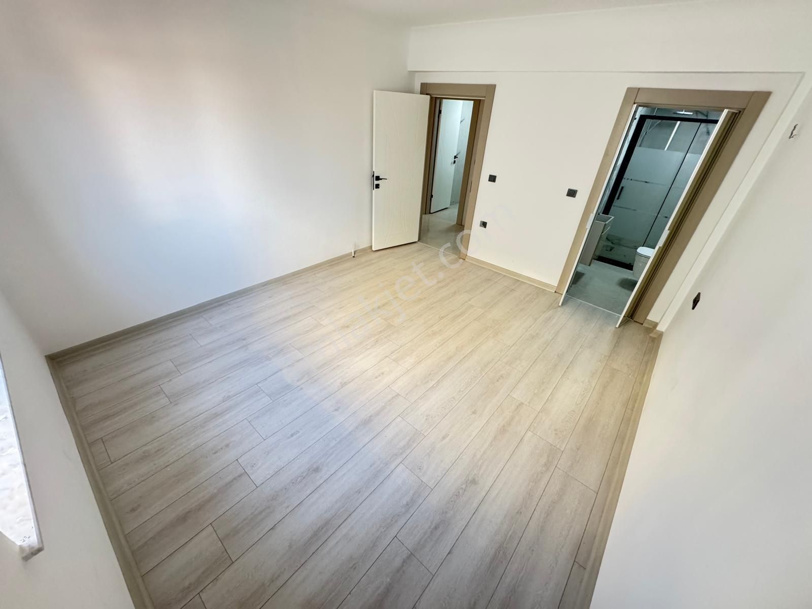 Hayal ! Den Pınarbaşı Mh'de Sıfır Binada E. Banyolu Katta Ful Yapılı 3+1 Cam Balkonlu Daire ! - Görsel 24