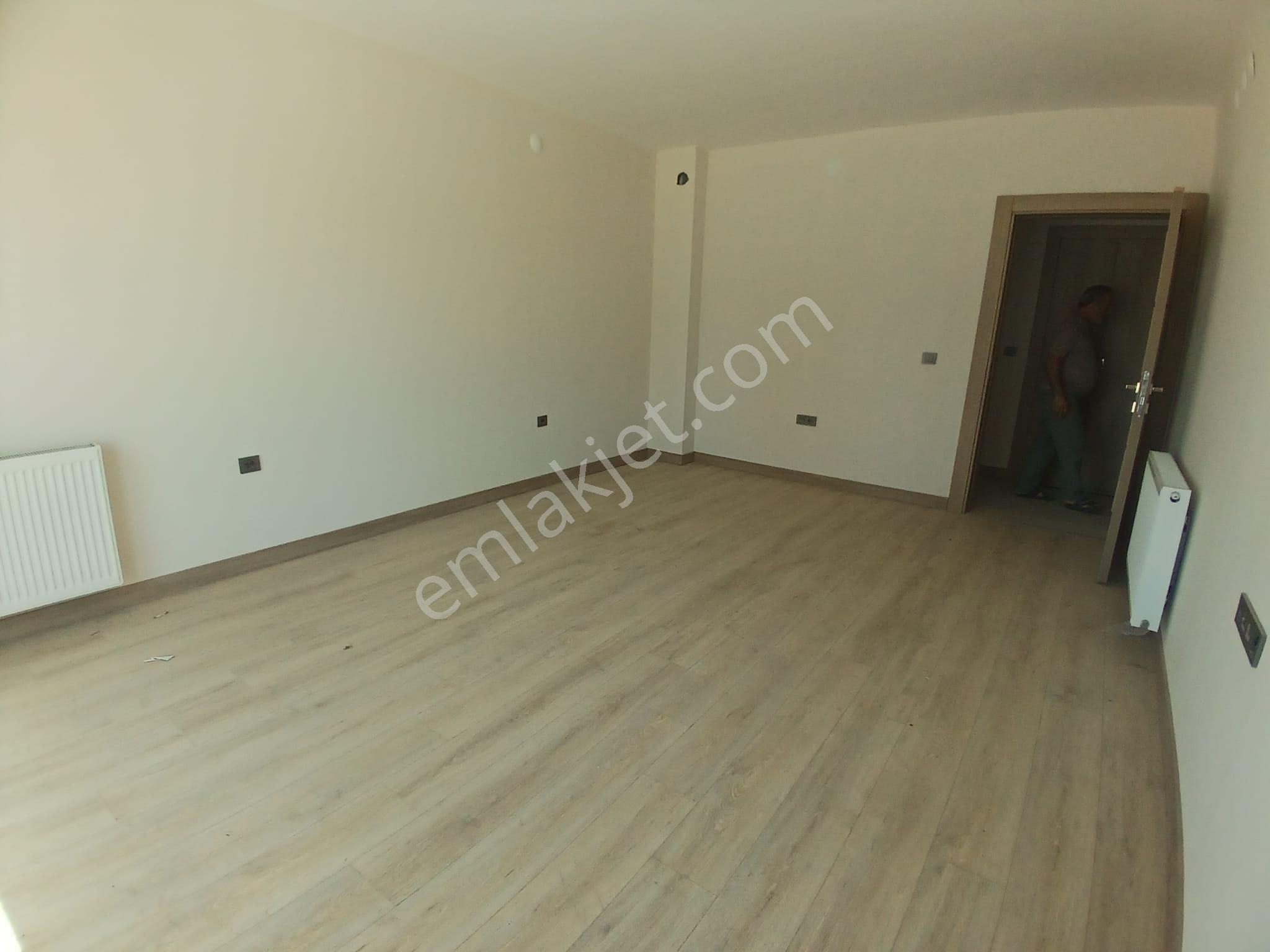 Adana Sarıçam Buruk Tokilerde Yola Yakın Otobüs Duraklarına Yakın Zemin Kat 2+1 Kiralık - Görsel 12