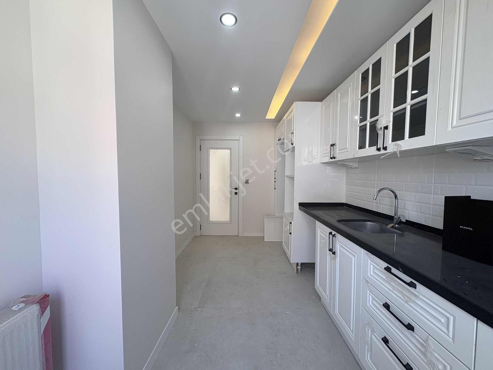 Evport Gyo | Yakuplu Mah Metrobüse Yakın 2+1 Sıfır Arakat Daire - Görsel 18