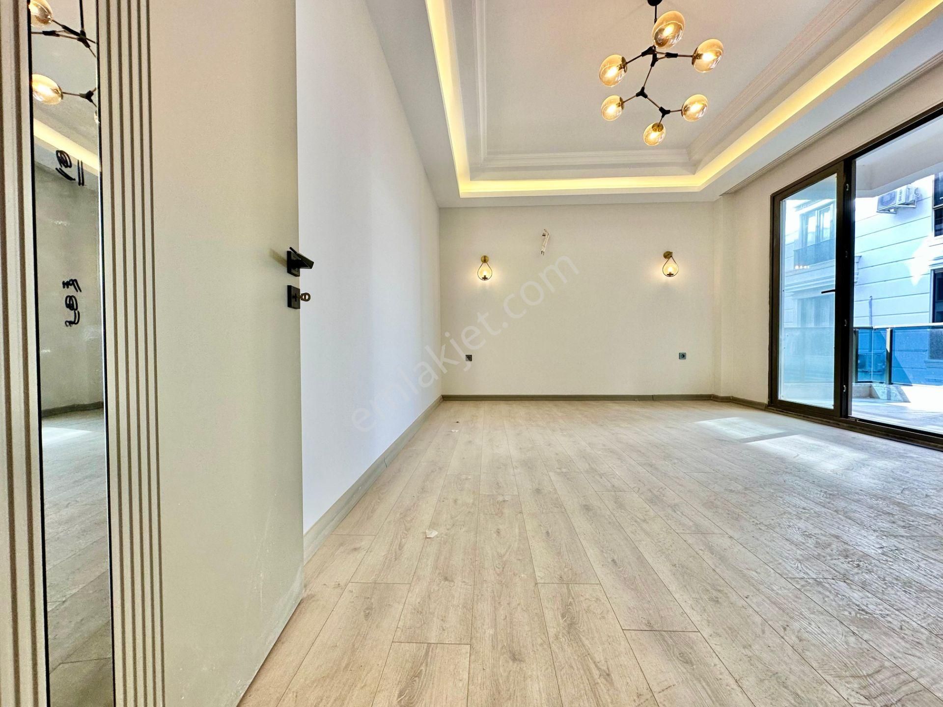 ꧁ay Emlaktan꧂altınkum'da Arakat Modern Tasarım Ebeveyn Banyolu Satılık 2+1 Ultra Lüks Daire - Görsel 9