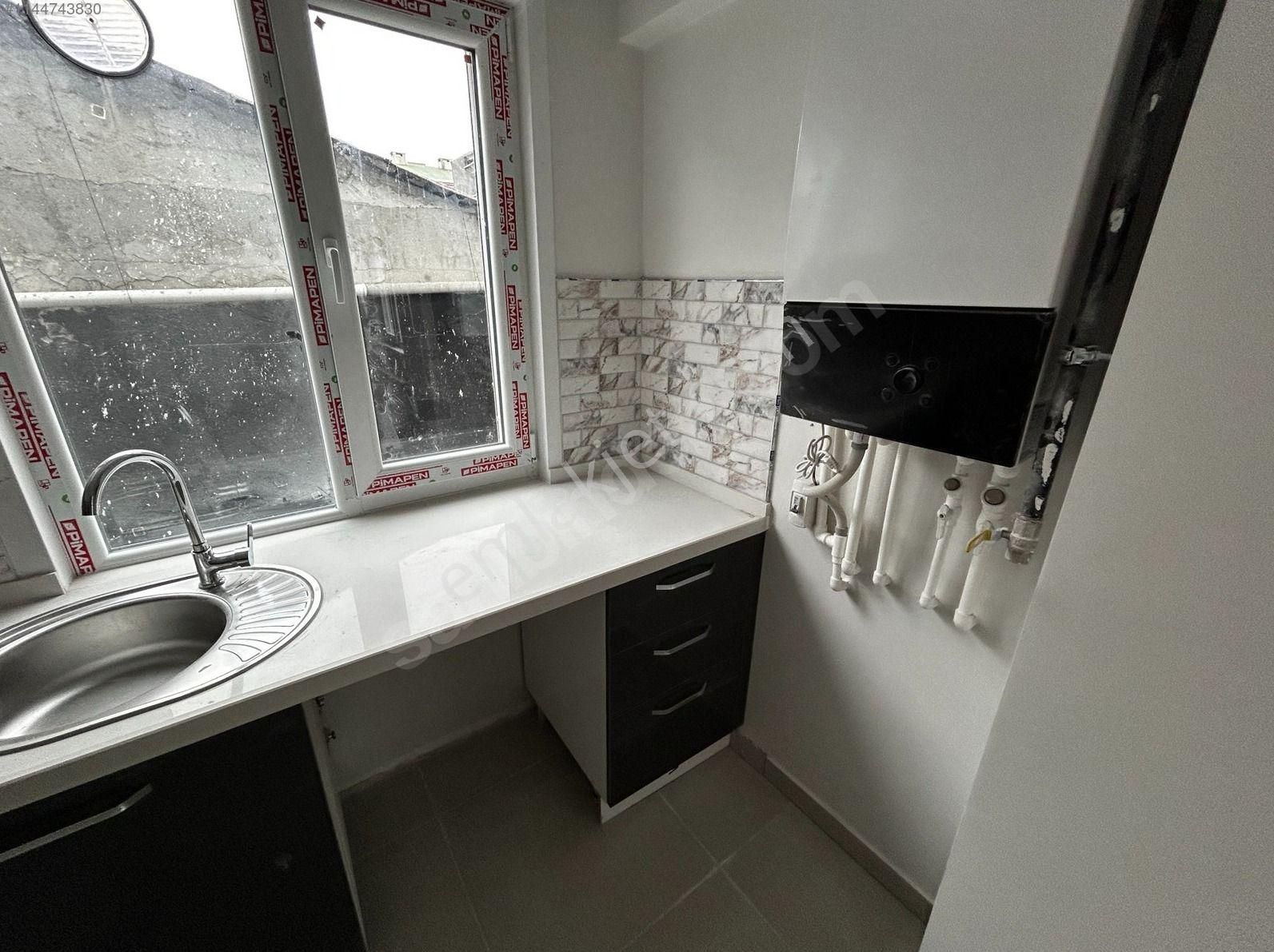 Oryaştan Ataşehir İçerenköyde 1 Yıllık Binada Yatırımlık 1+1 Daire - Görsel 5