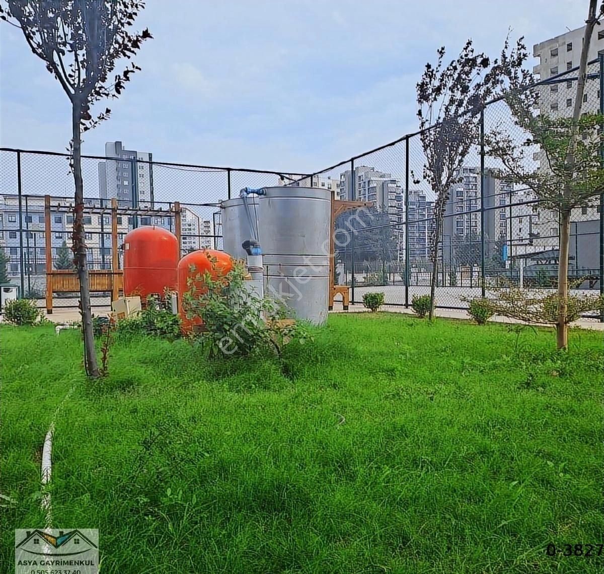 Tecede Okul Yanında Havuzlu Daire