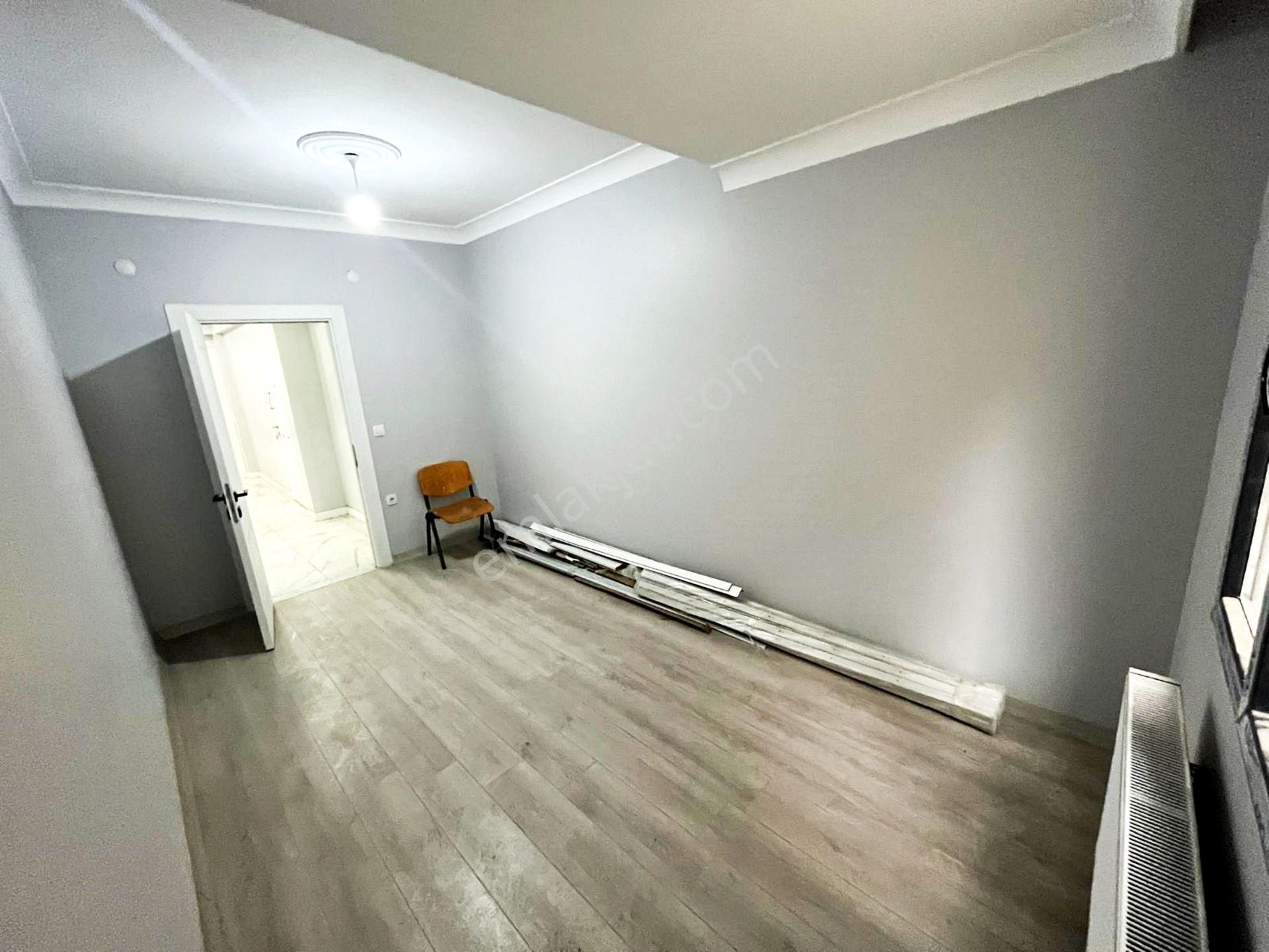 Alban'dan Metrobüse 6dk Balkonlu Yeni Binada 100m²2+1 Daire - Görsel 2