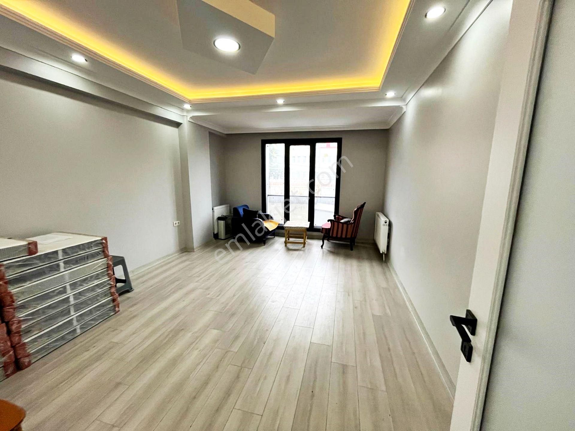 Alban'dan Metrobüse 6dk Balkonlu Yeni Binada 100m²2+1 Daire