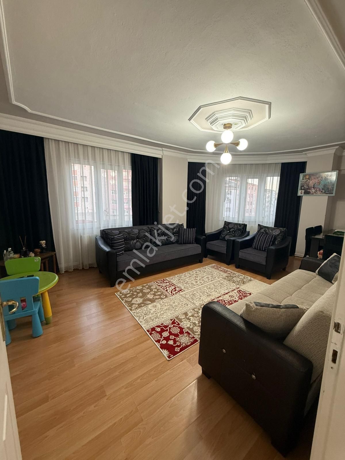 Arslanbeyden Tekirdağ Çorlu Mevkiinde Acil Satılık Daire Fırsatı!!!!!