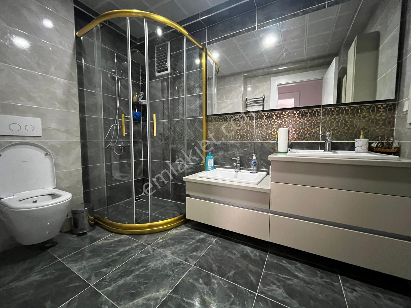 Sincan Selçuklu Mh.de Gold Lıfe Sitesinde Ara Kat Ultra Lüks Satılık 4+1 Satılık Daire - Görsel 23