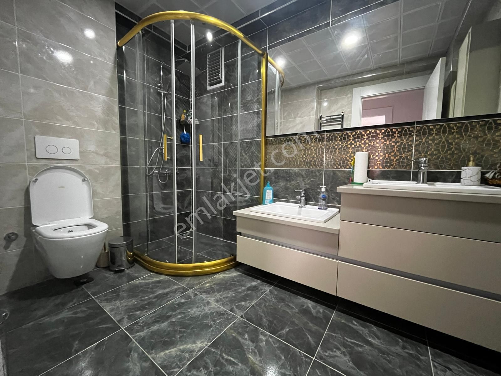 Sincan Selçuklu Mh.de Gold Lıfe Sitesinde Ara Kat Ultra Lüks Satılık 4+1 Satılık Daire - Görsel 20