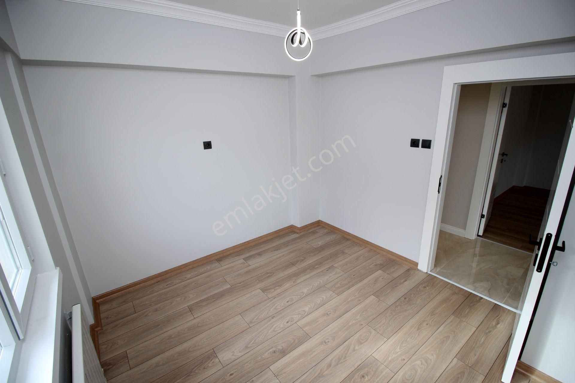 Emre Emlak'tan Selçuklu'da Katta Full Modern Yapı'da 3+1 Satılık Daire - Görsel 13