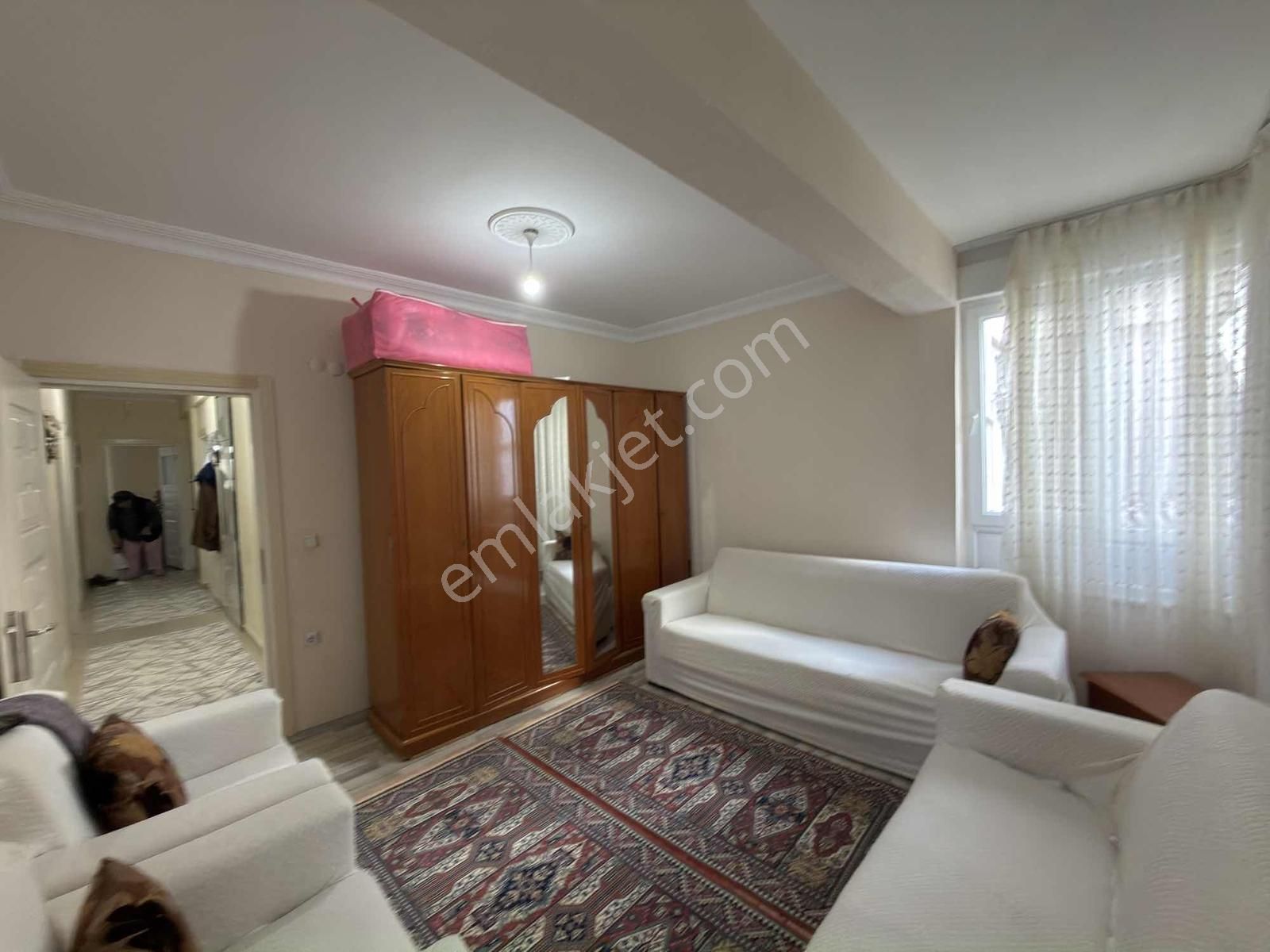 Tur-beylerden Arakat Geniş 3+1 Satılık Daire - Görsel 9