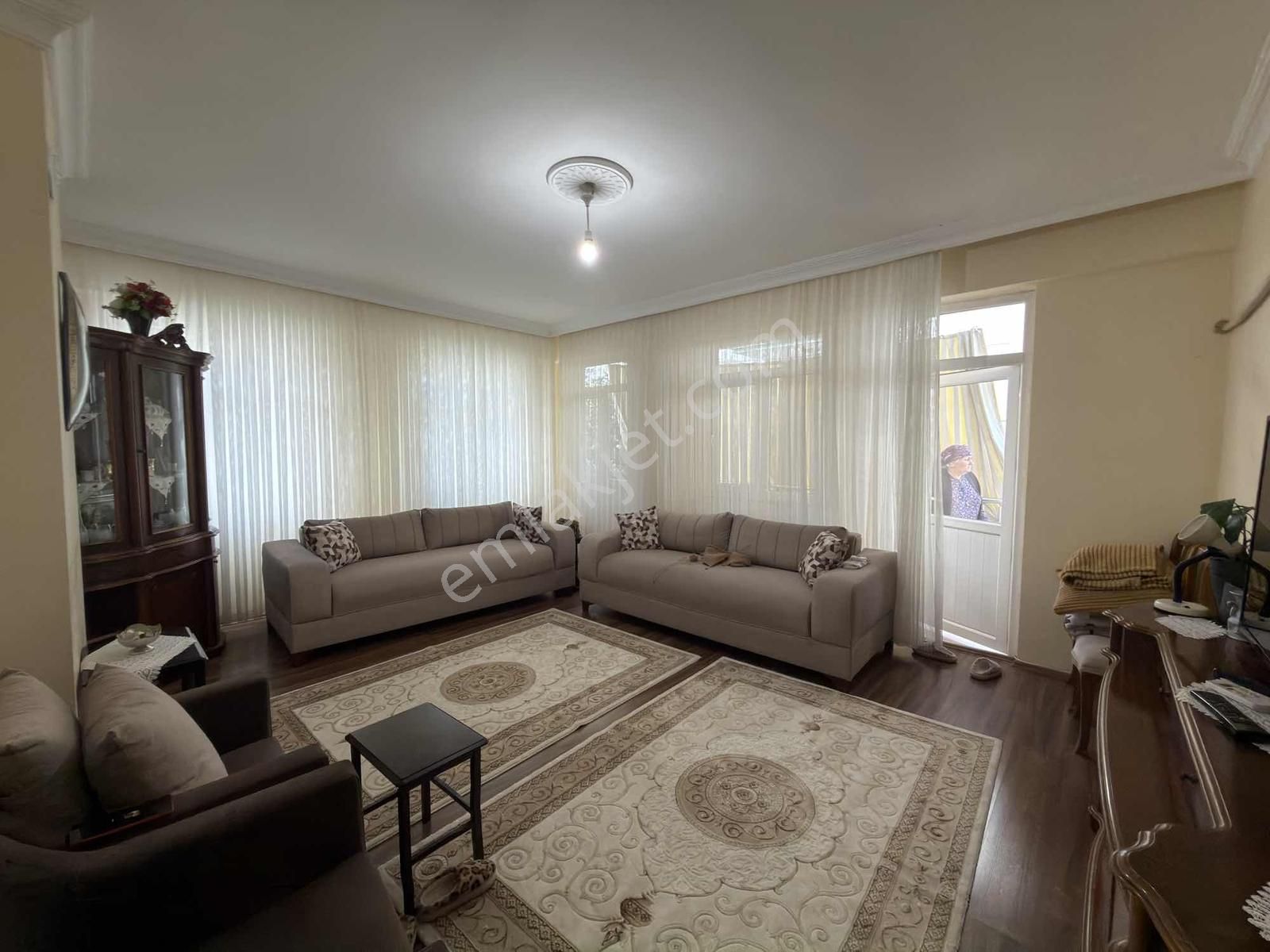 Tur-beylerden Arakat Geniş 3+1 Satılık Daire - Görsel 18