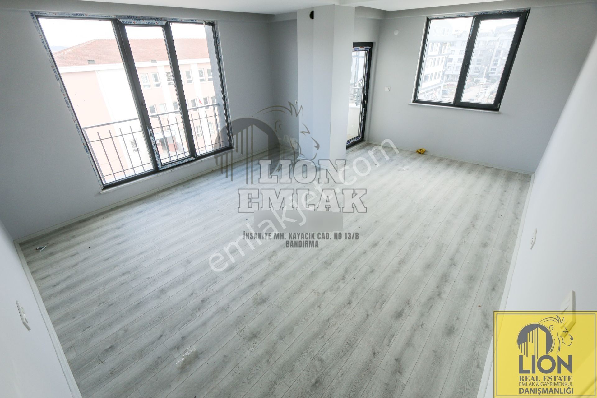 🟨⬛lıon Emlak'tan Bandırma 600 Evler'de Sıfır, Çift Balkonlu Lüks Satılık 3+1 Daire⬛🟨