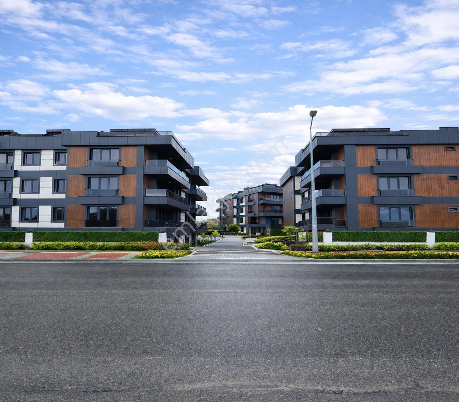 Beylikdüzü'nde Full Site Konseptinde Geniş M2 Fırsat Daire - Görsel 16