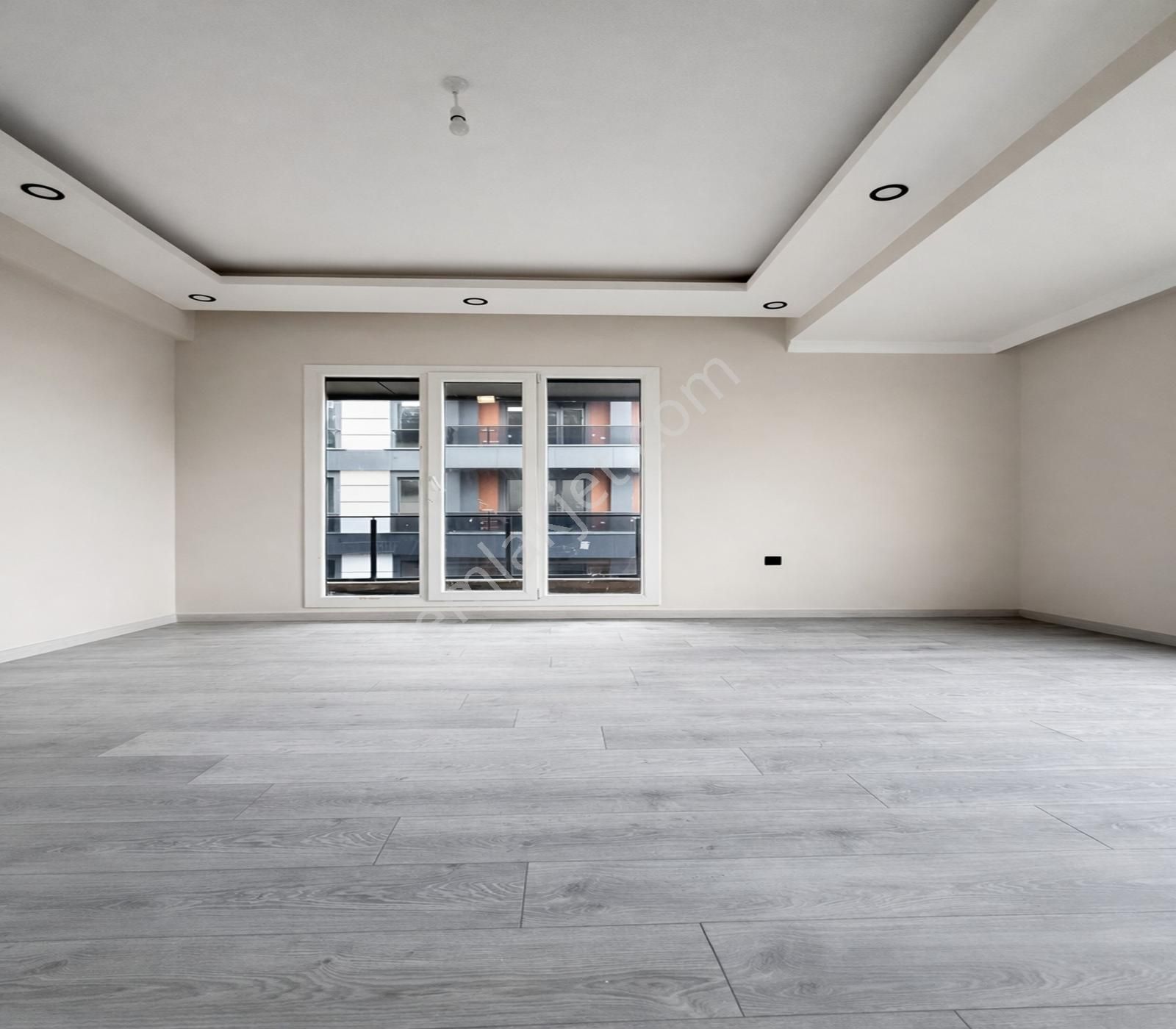 Beylikdüzü'nde Full Site Konseptinde Geniş M2 Fırsat Daire - Görsel 4